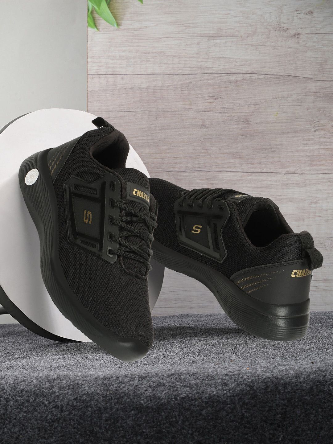 Chazer Men Running Non-Marking Shoes