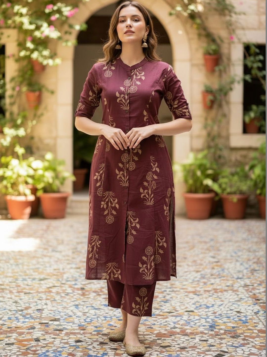 Vishishtah Women Ethnic Motifs Printed Regular Kurta with Trousers