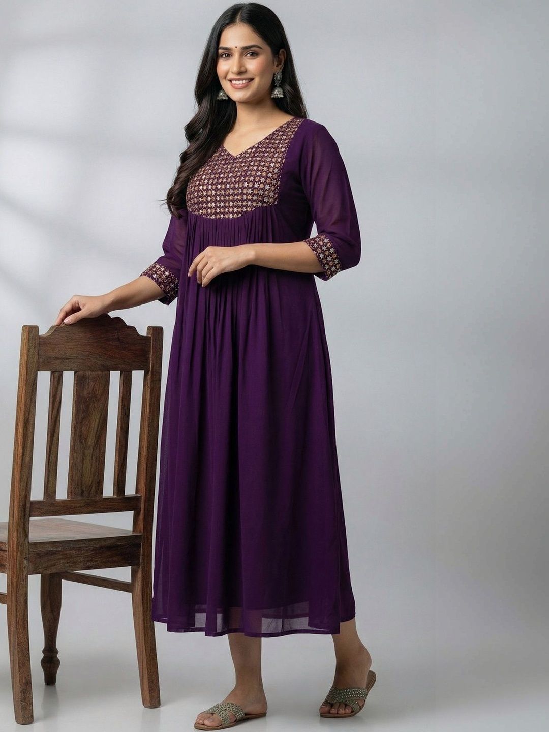 WILD WOVEN WILD WOVEN Ethnic Motifs Embroidered V-Neck Thread Work Thread Work Empire Kurti