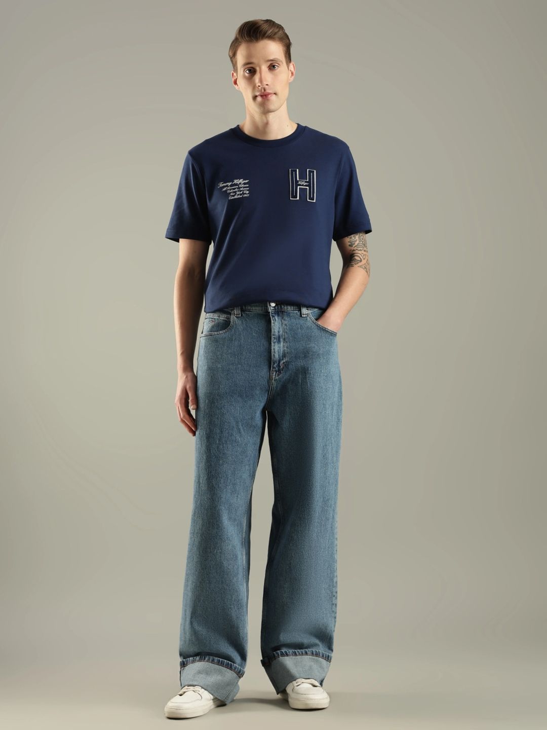 Relaxed Fit Mid-Rise Light Fade Jeans