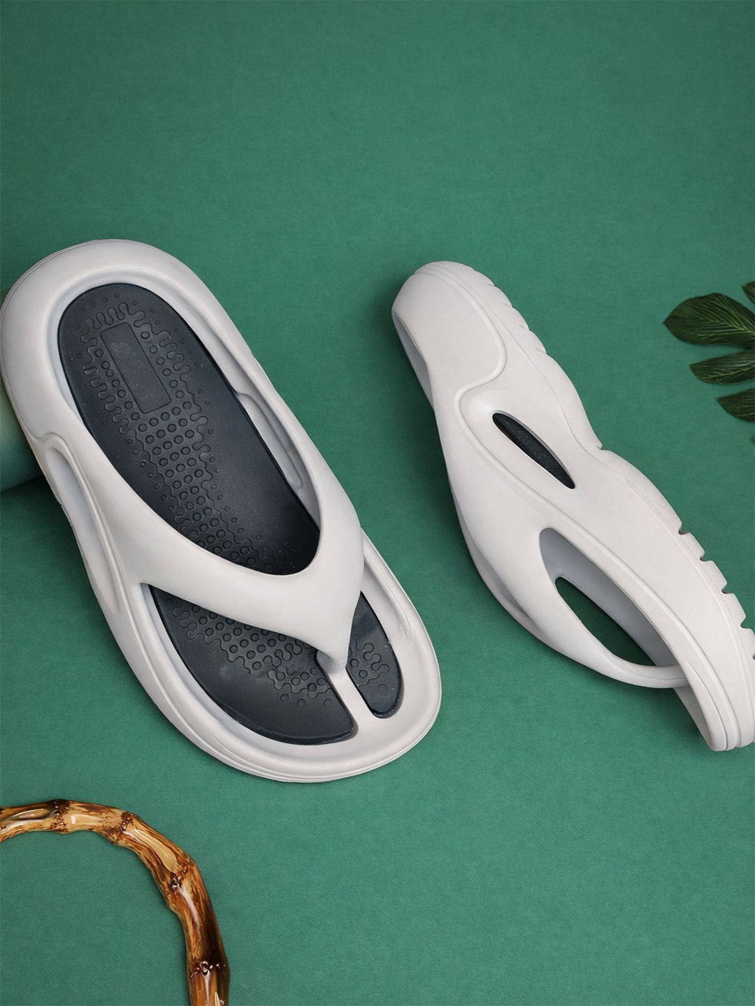glitchez Men Thong Flip-Flops