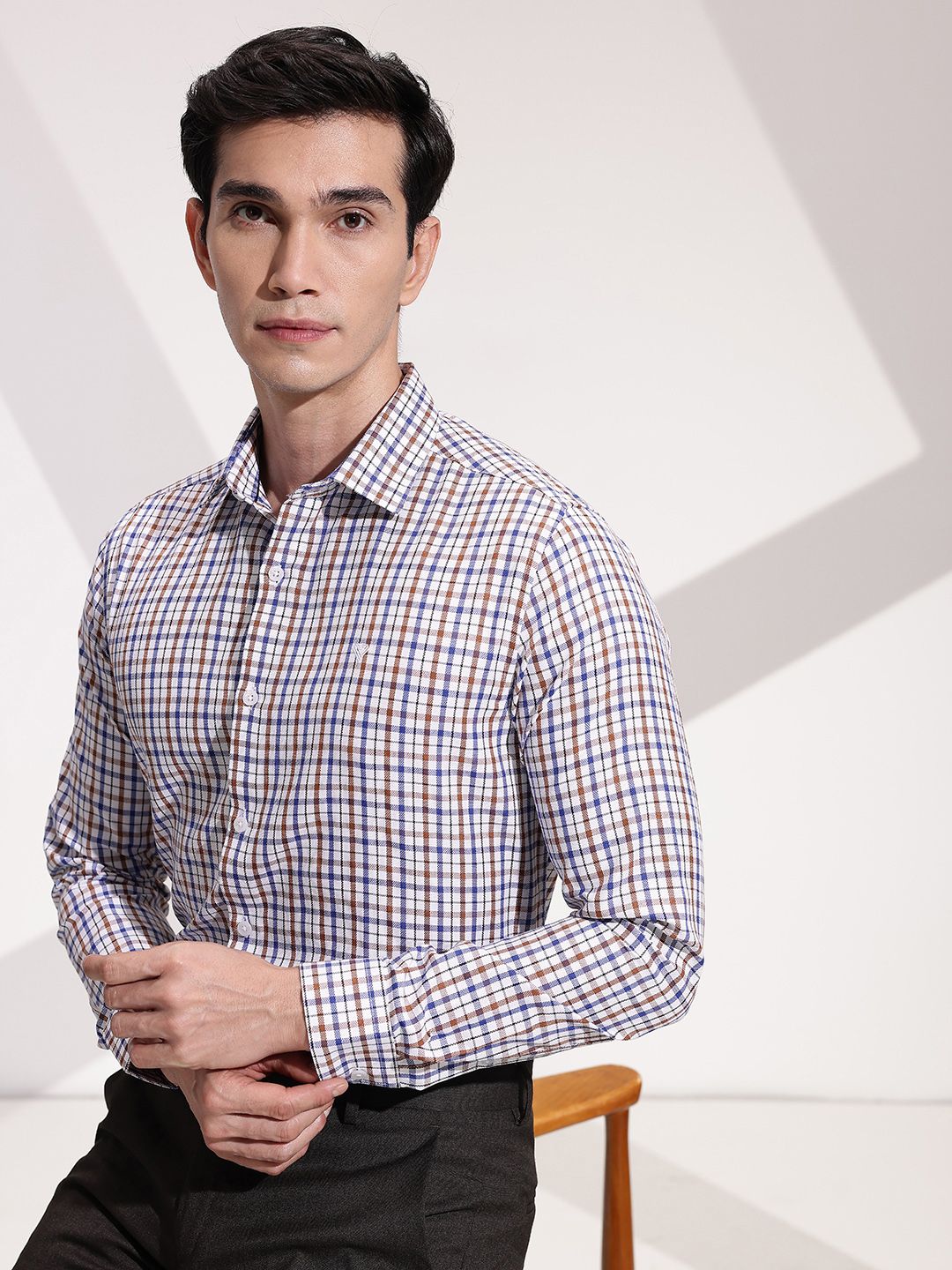 INVICTUS Urban Slim Fit Checked Formal Shirt