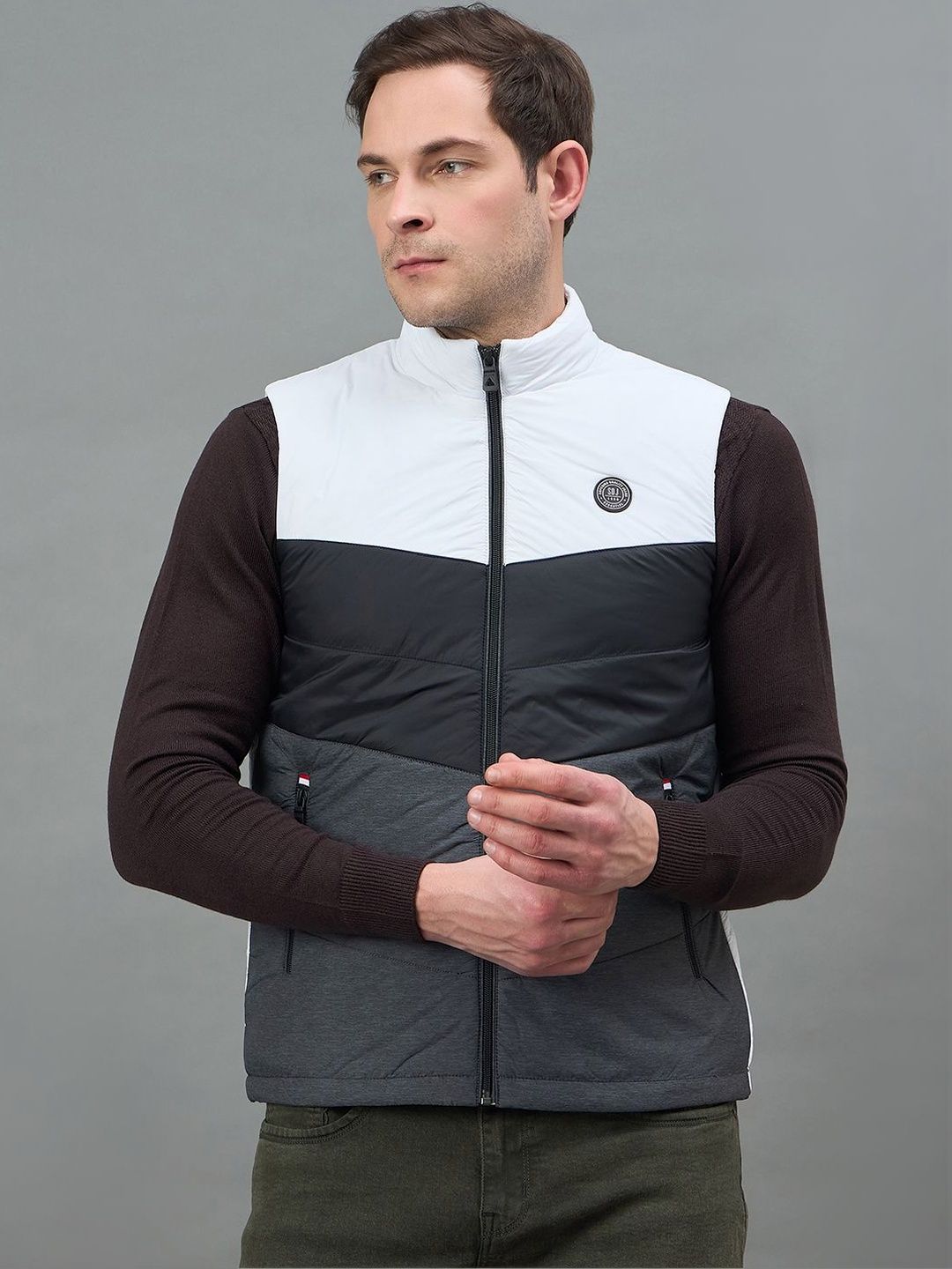 Duke Men Colourblocked Lightweight Puffer Jacket