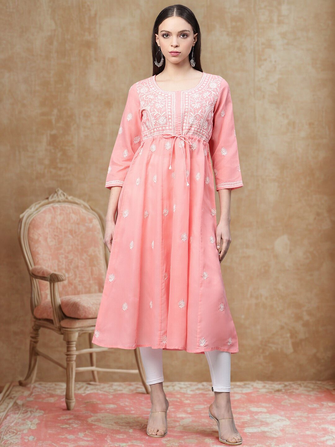 House of Pataudi Floral Chikankari Embroidered Round Neck Anarkali Kurta With Waist Tie-Up