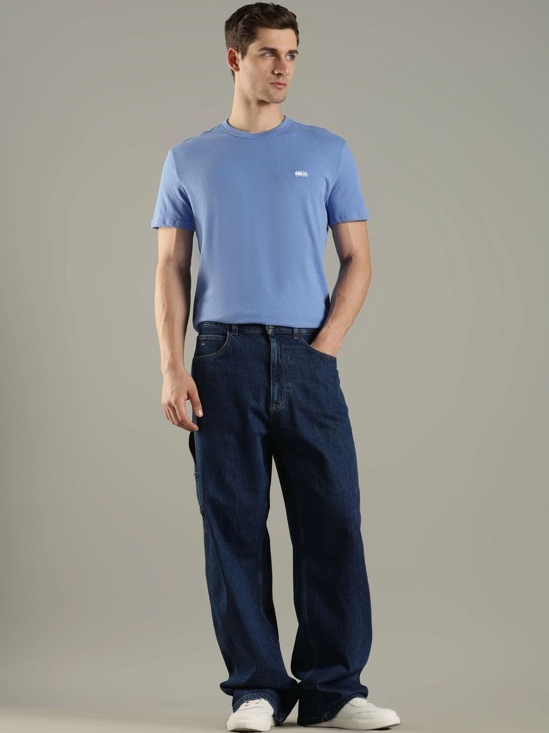 Relaxed Fit Mid-Rise Jeans