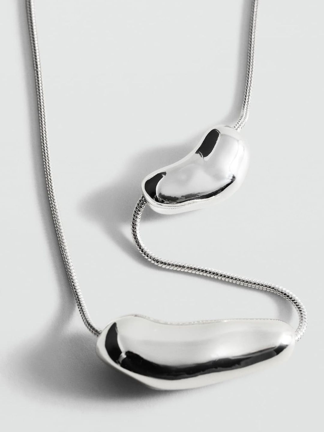 Minimal Necklace