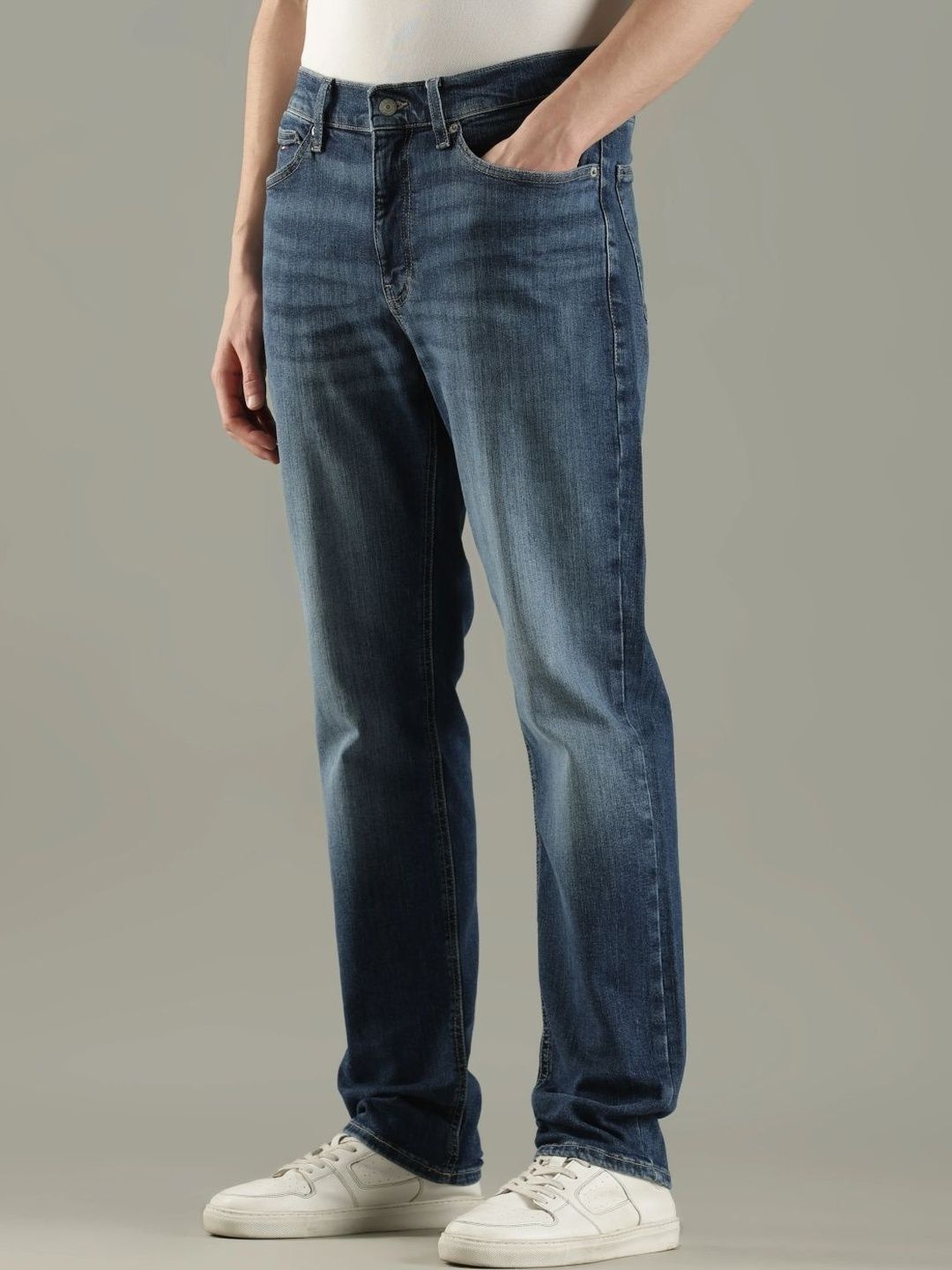 Slim Fit Mid-Rise Light Fade Jeans