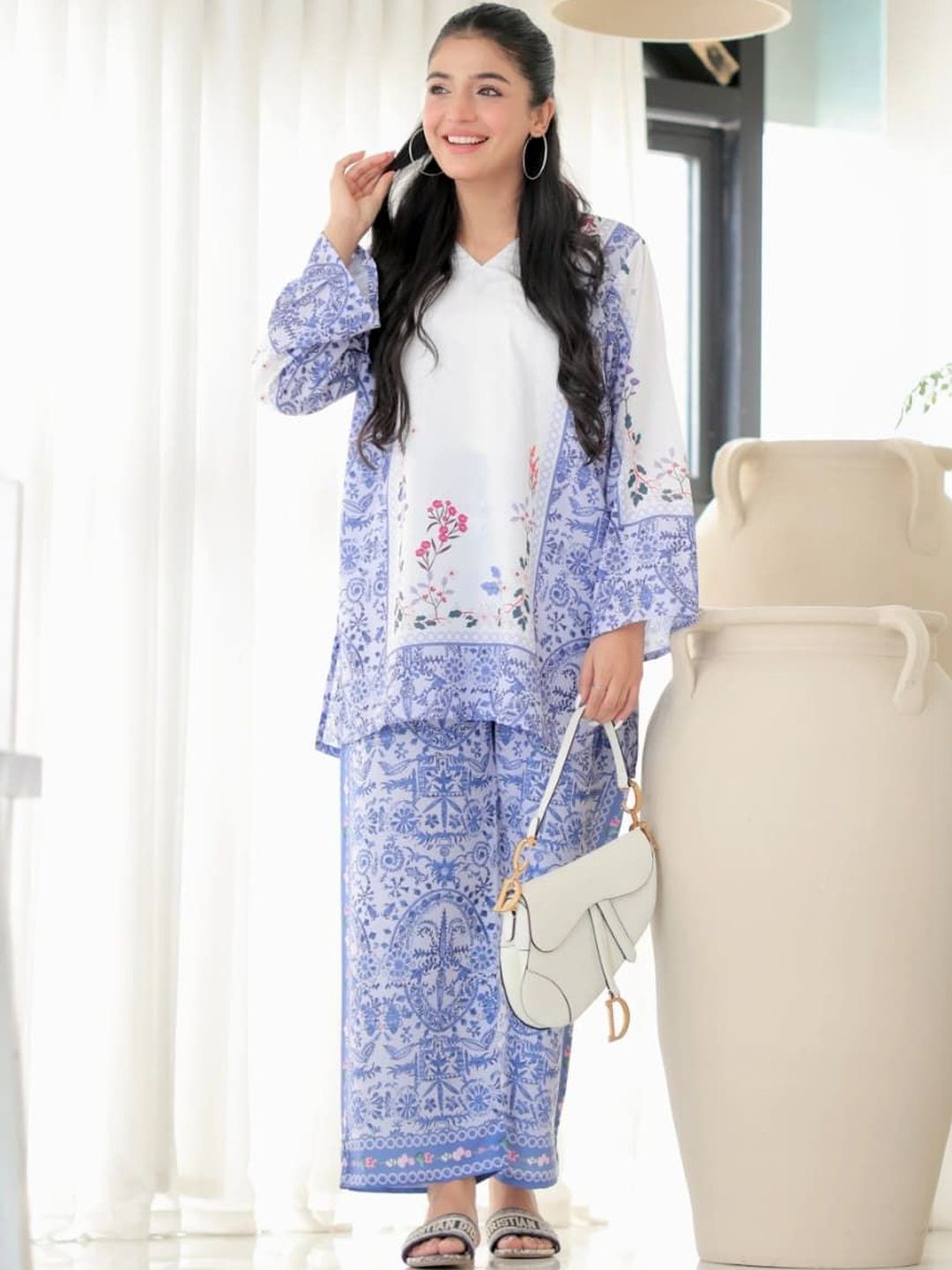 Anouk Rustic Ethnic Motifs Printed V-Neck Co-ords