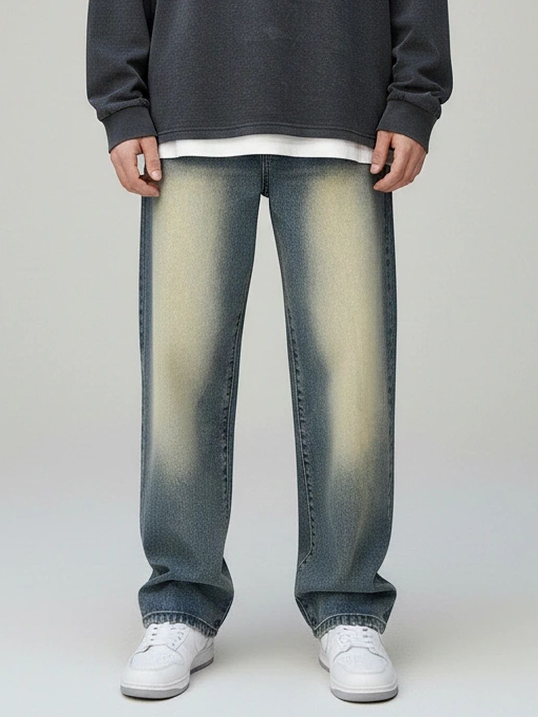 ANDREW HILL Men Regular Fit Mid-Rise Heavy Fade Jeans