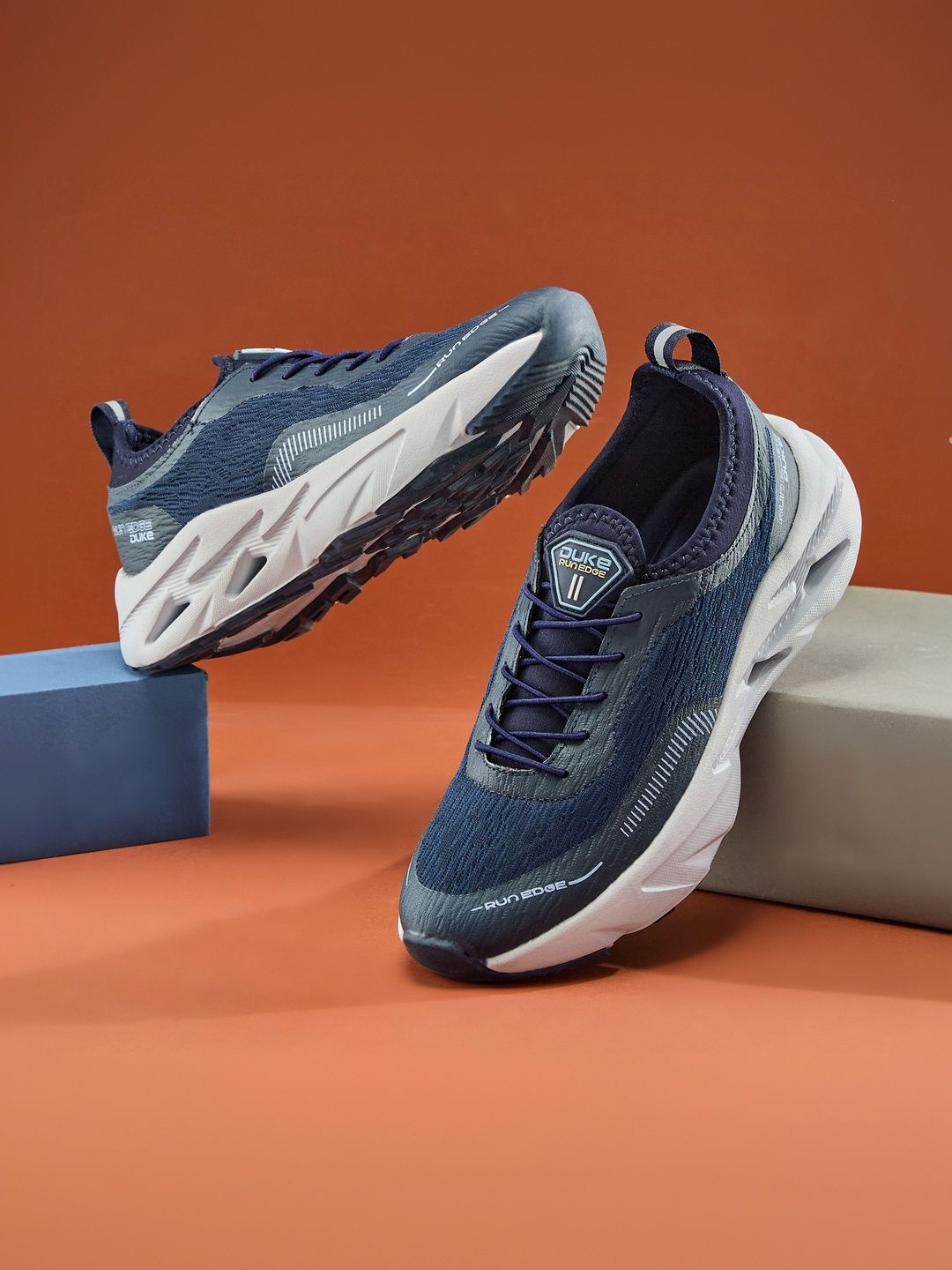 Duke Men Colorblocked Mesh Running Shoes