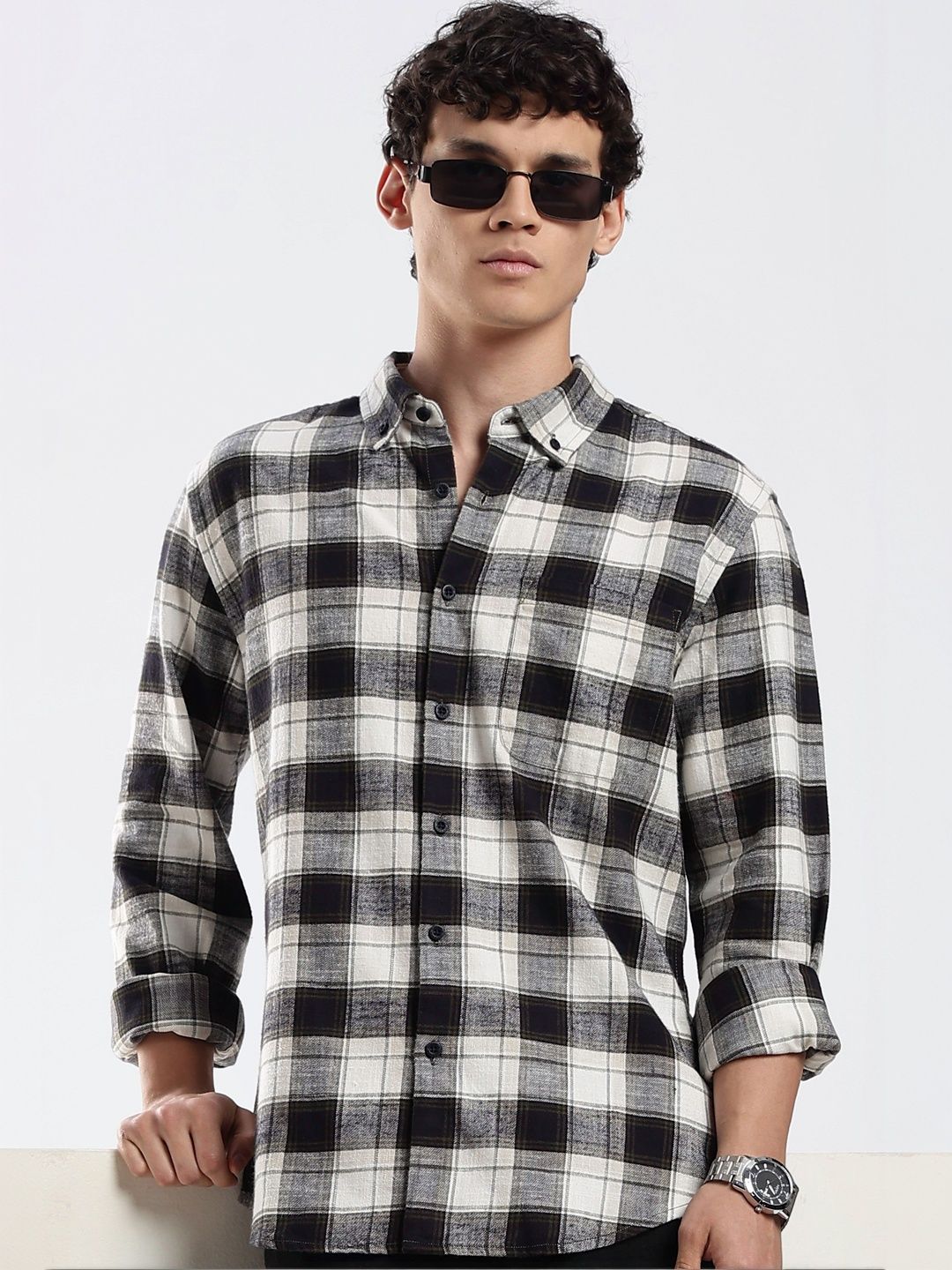HERE&NOW Men Slim Fit Checked Casual Shirt