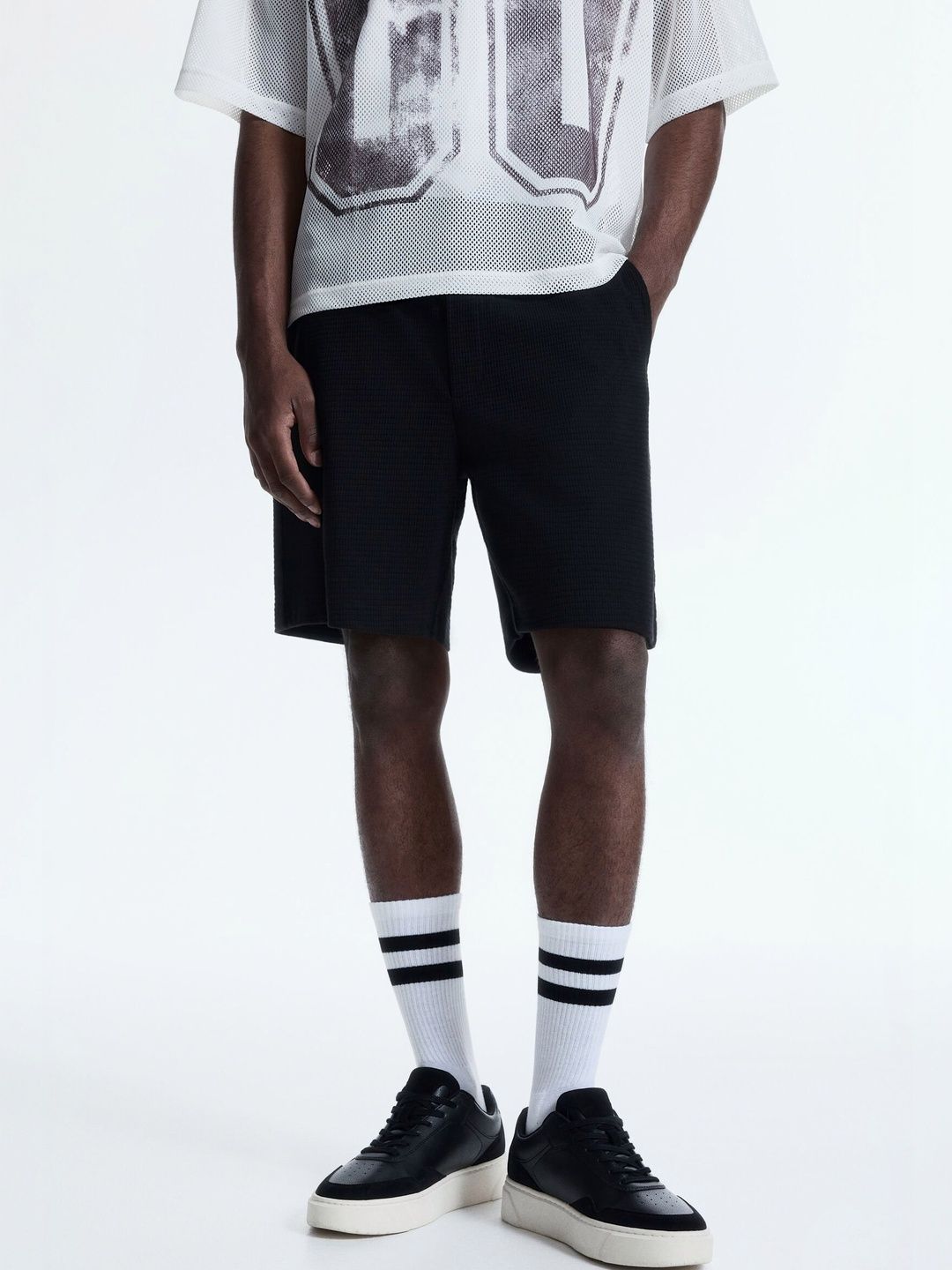 H&M Textured Jersey Shorts Offers & Cashback