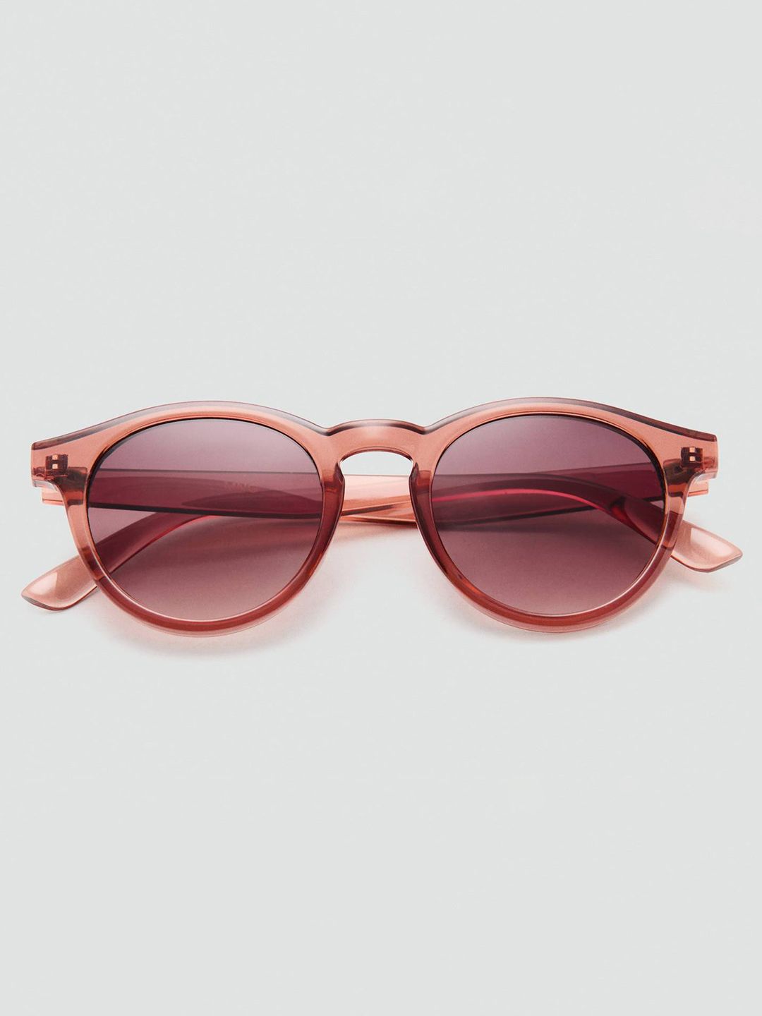 Round Sunglasses with UV Protected Lens 27022892-26