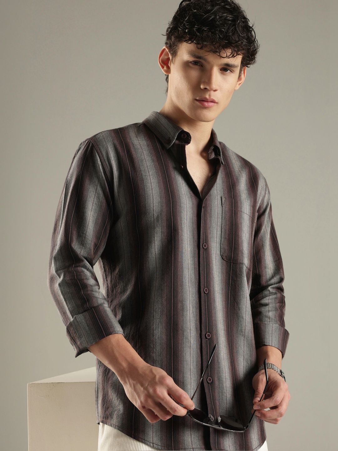 HERE&NOW Men Slim Fit Striped Casual Shirt