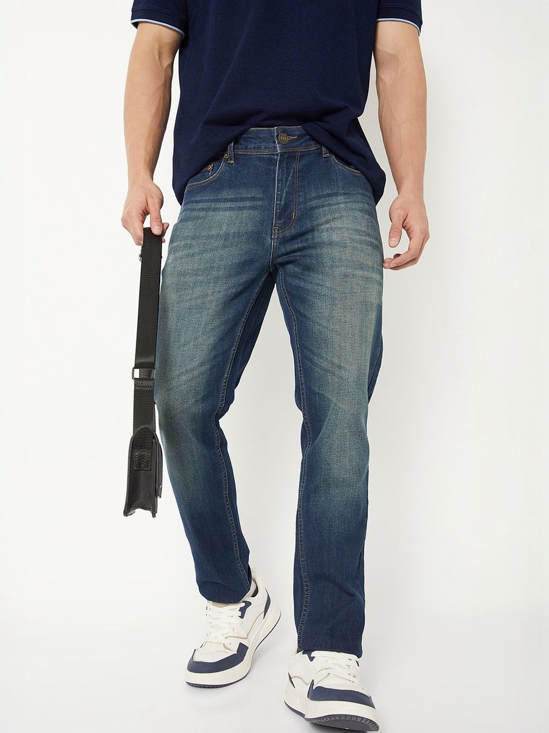 max Men Regular Fit Mid-Rise Light Fade Stretchable Jeans
