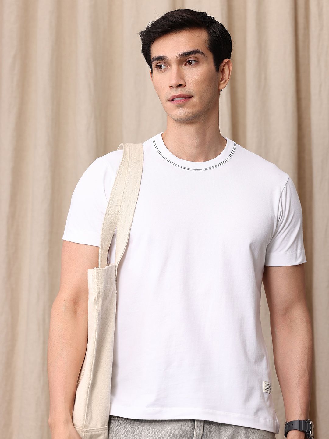 Mr Bowerbird Tailored Fit Round Neck T-shirt