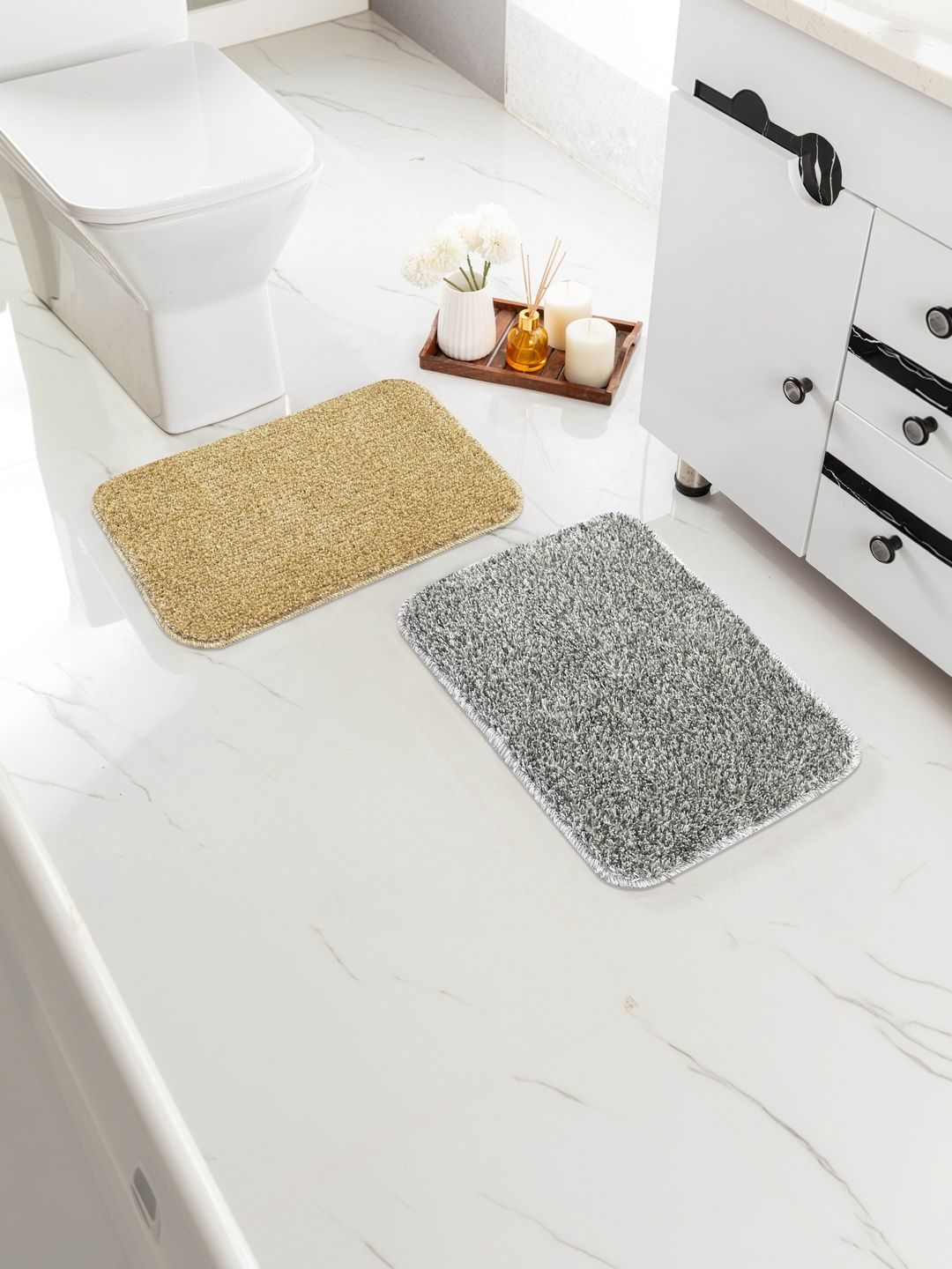 Saral Home Grey & Beige Textured 1400 GSM Anti-Slip Water-Absorbing 2-Pcs Bath Rugs