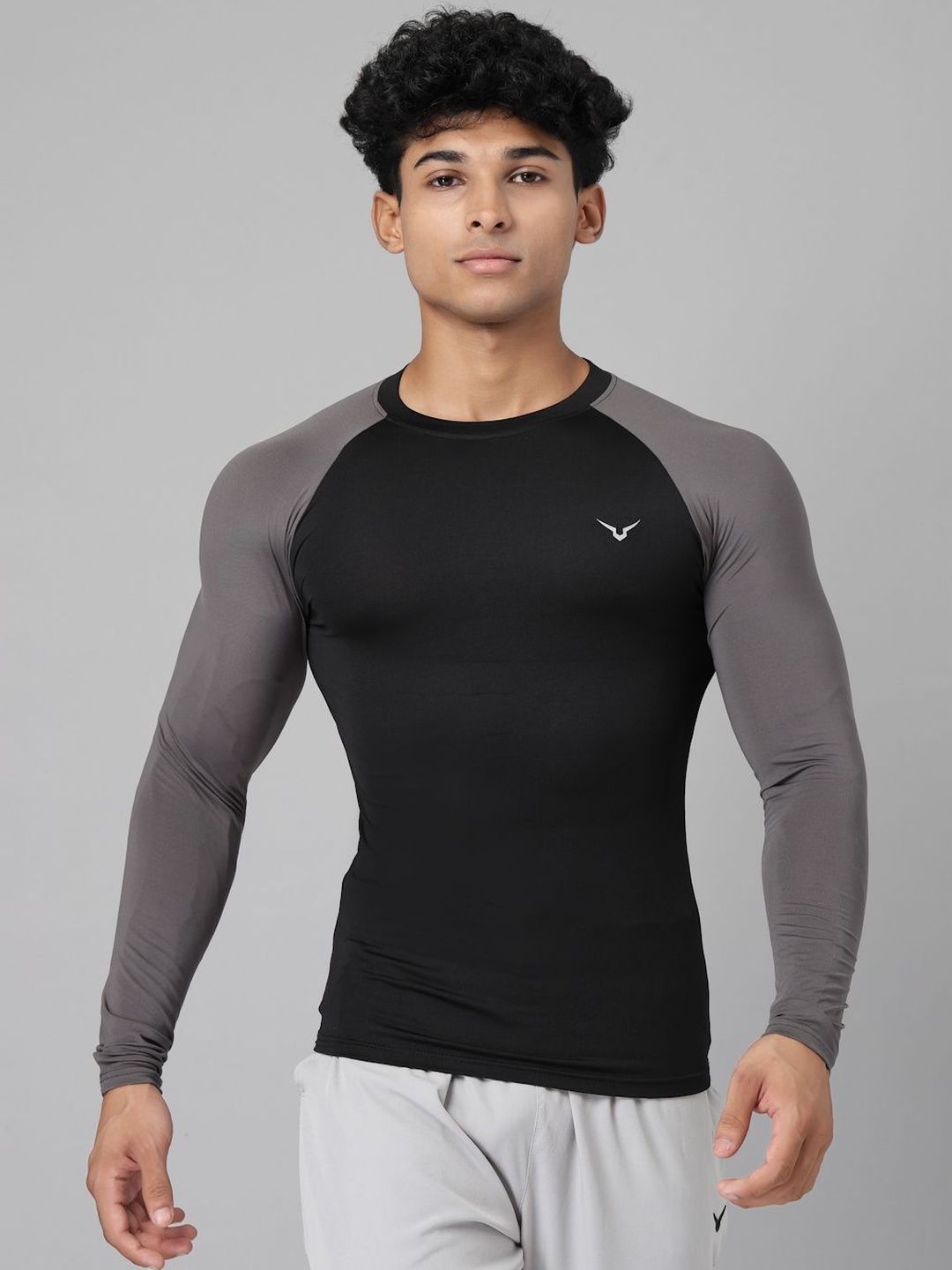 Invincible Men's Compress Base Layer Long Sleeve T-shirt