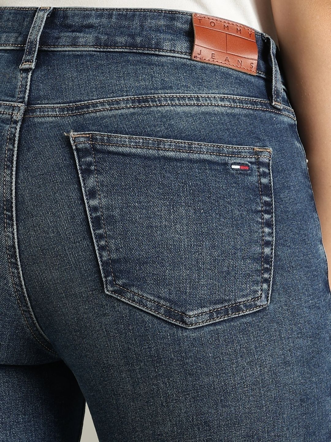 Skinny Fit Mid-Rise Light Fade Jeans