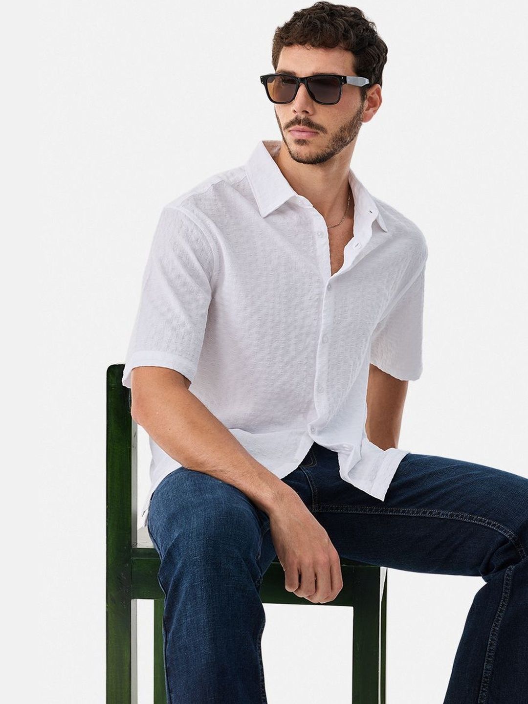 Snitch Textured Polyester Short Sleeves Boxy Fit Shirt