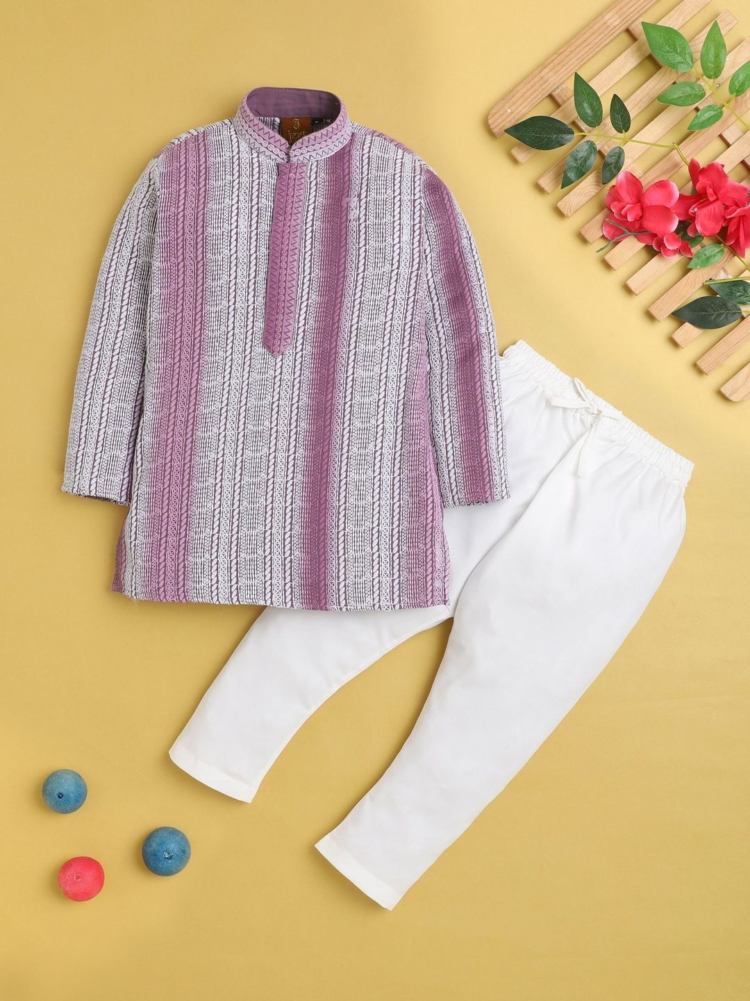 KALINI Boys Printed Regular Kurta with Pyjamas