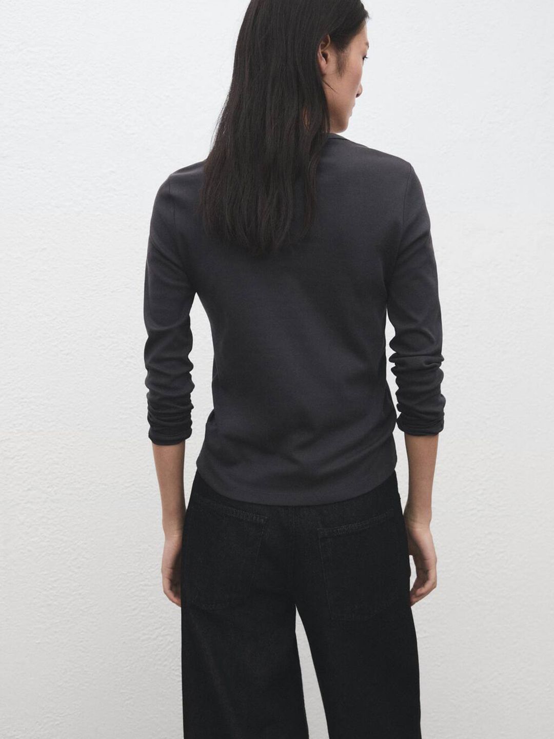 Long Sleeves T-shirt