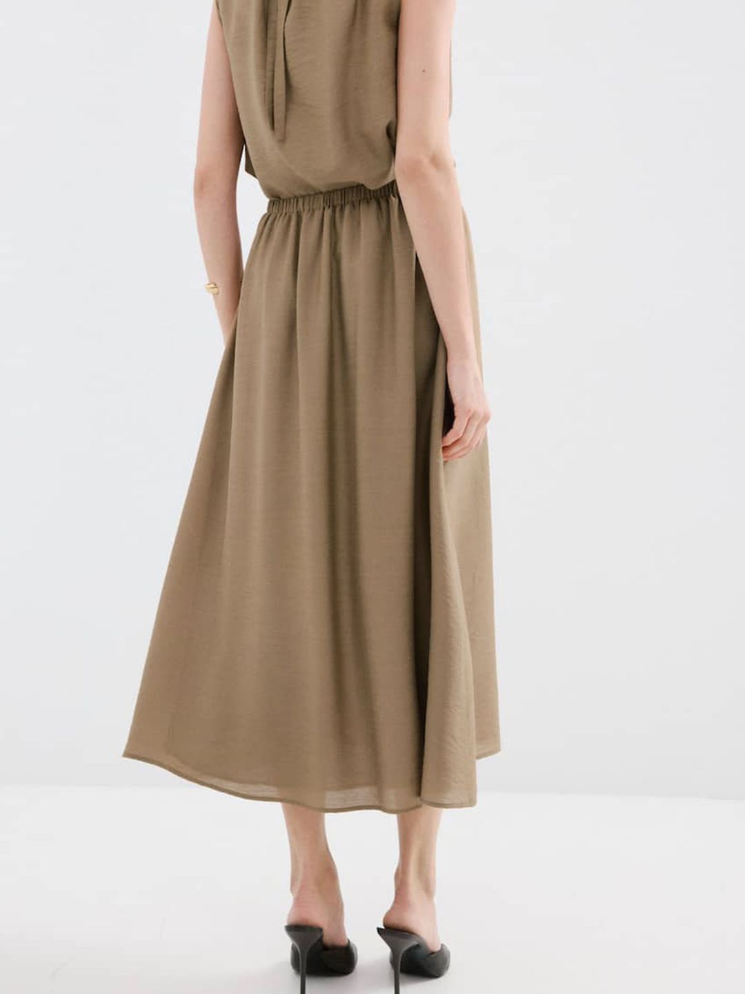 Pleated Mid-Rise Flared Midi Skirt