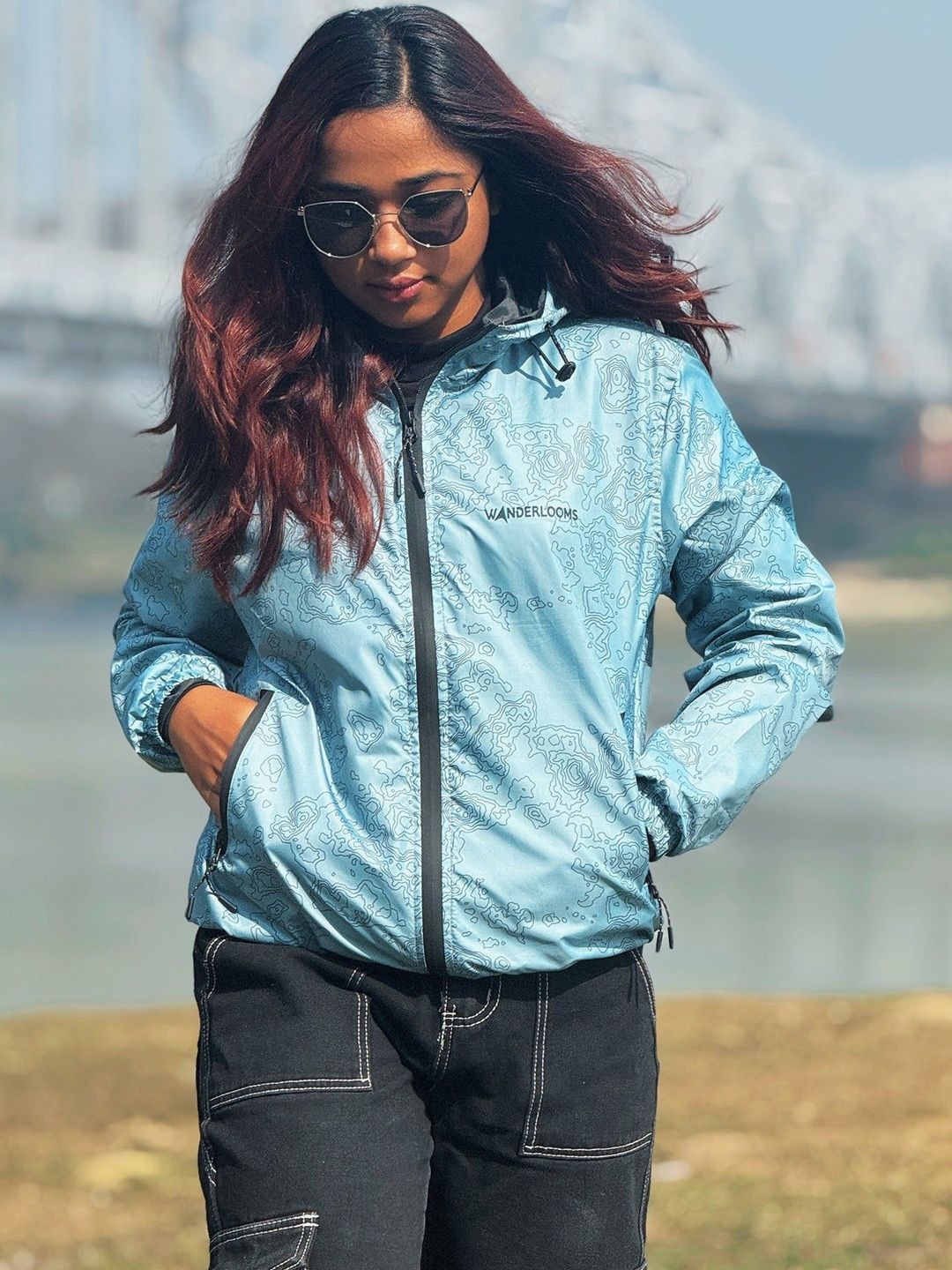 WANDERLOOMS Adjustable Waist & Cuffs Storm Lines Lightweight Sporty Windcheater Jacket
