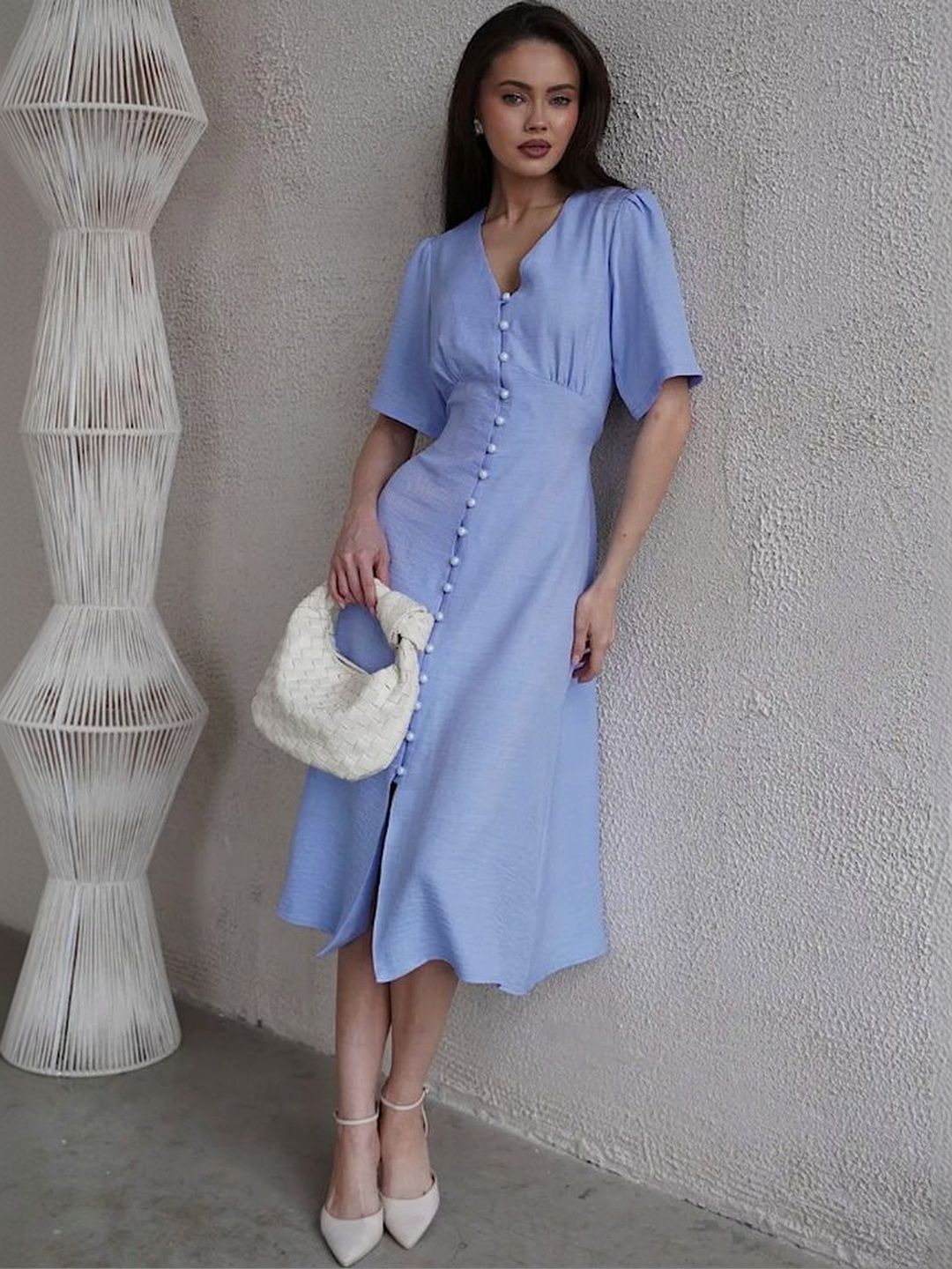 what color accessories goes with powder blue linen dresses for girls -  polopan looks
