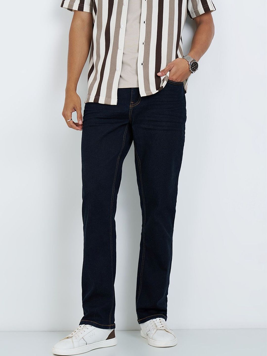 Peregrine by Pantaloons Men Relaxed Fit Mid-Rise Jeans