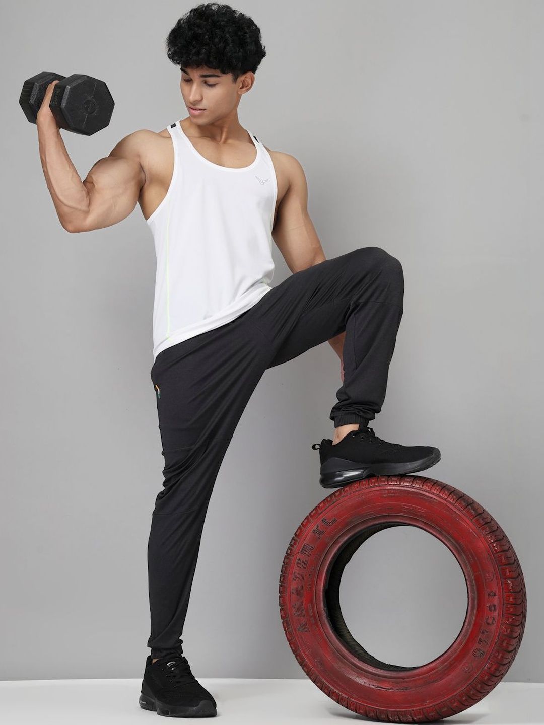 Invincible Men's Fitness Stringer Vest