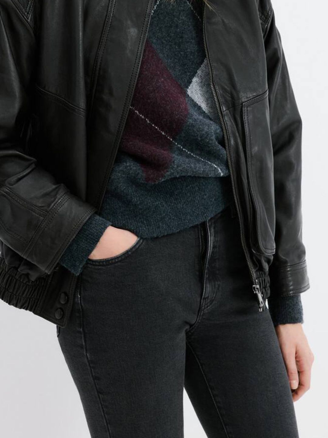 Slim Fit Mid-Rise Stretchable Jeans