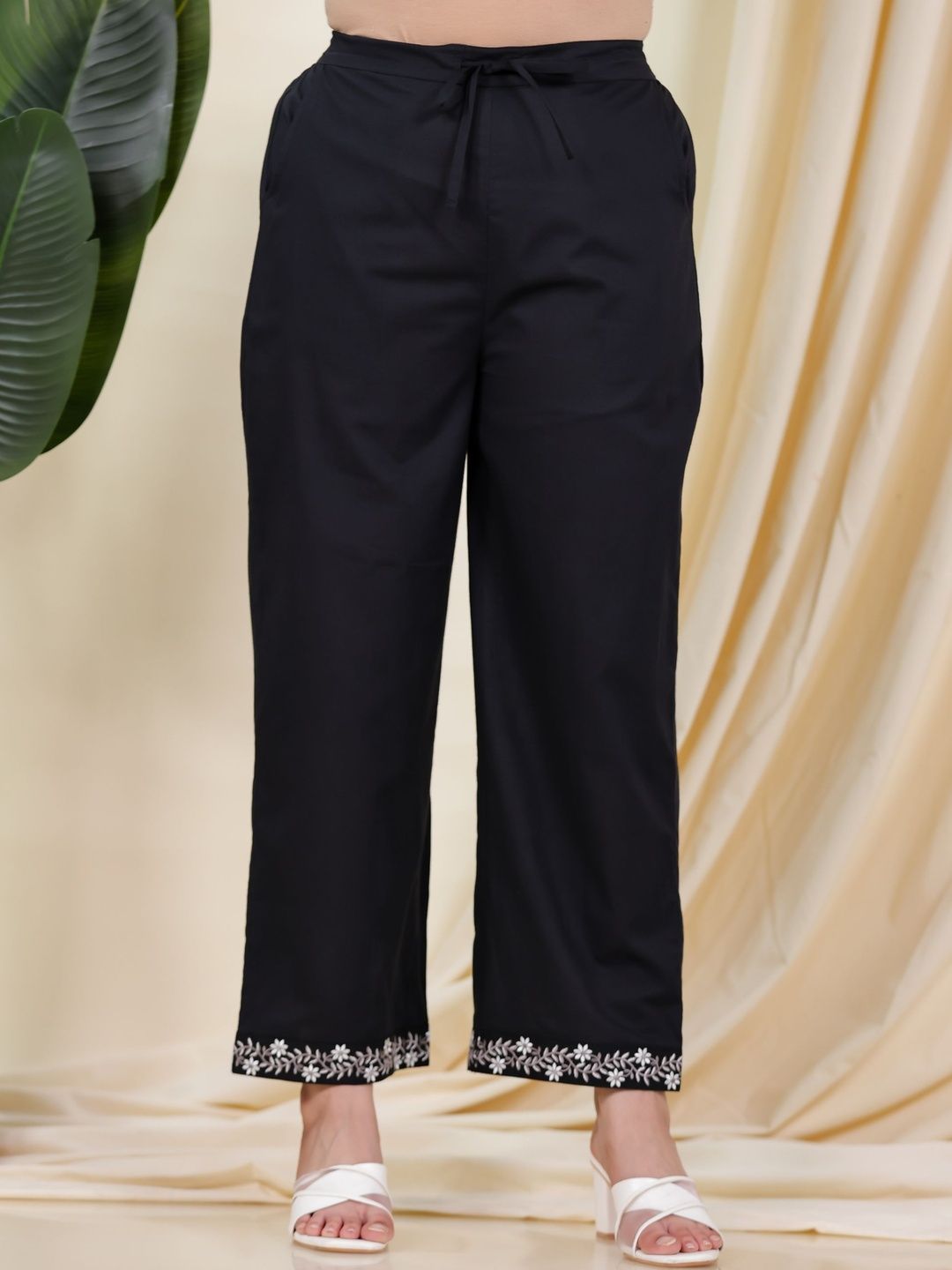 Aramya Women Floral Embroidered Ethnic Palazzos