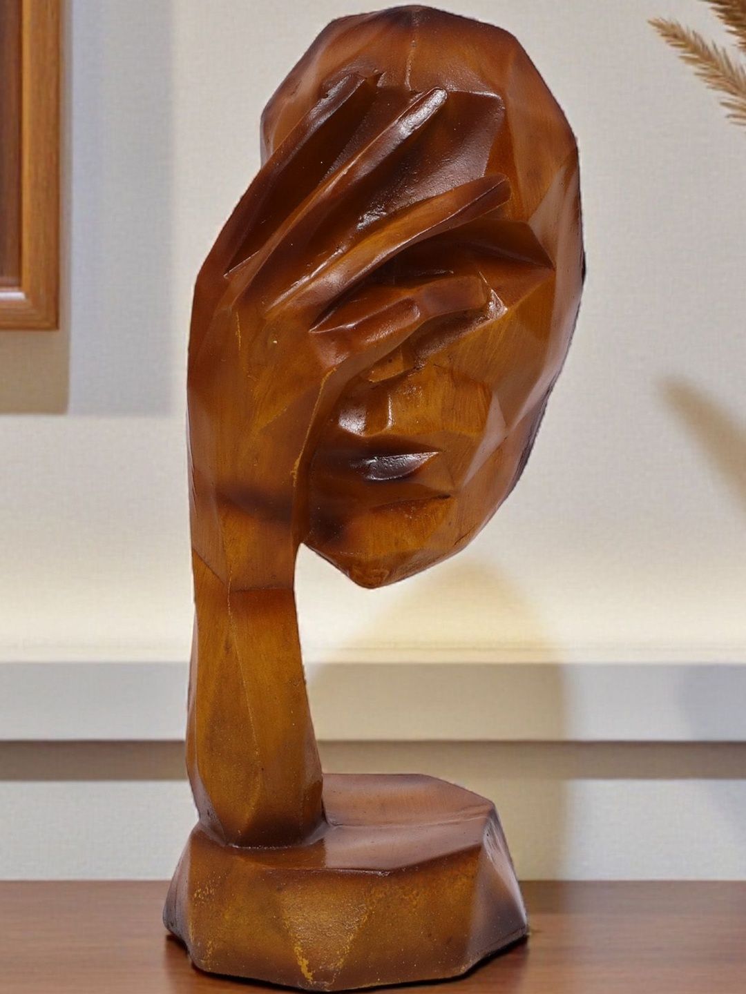 vedas Black Figurine Showpiece