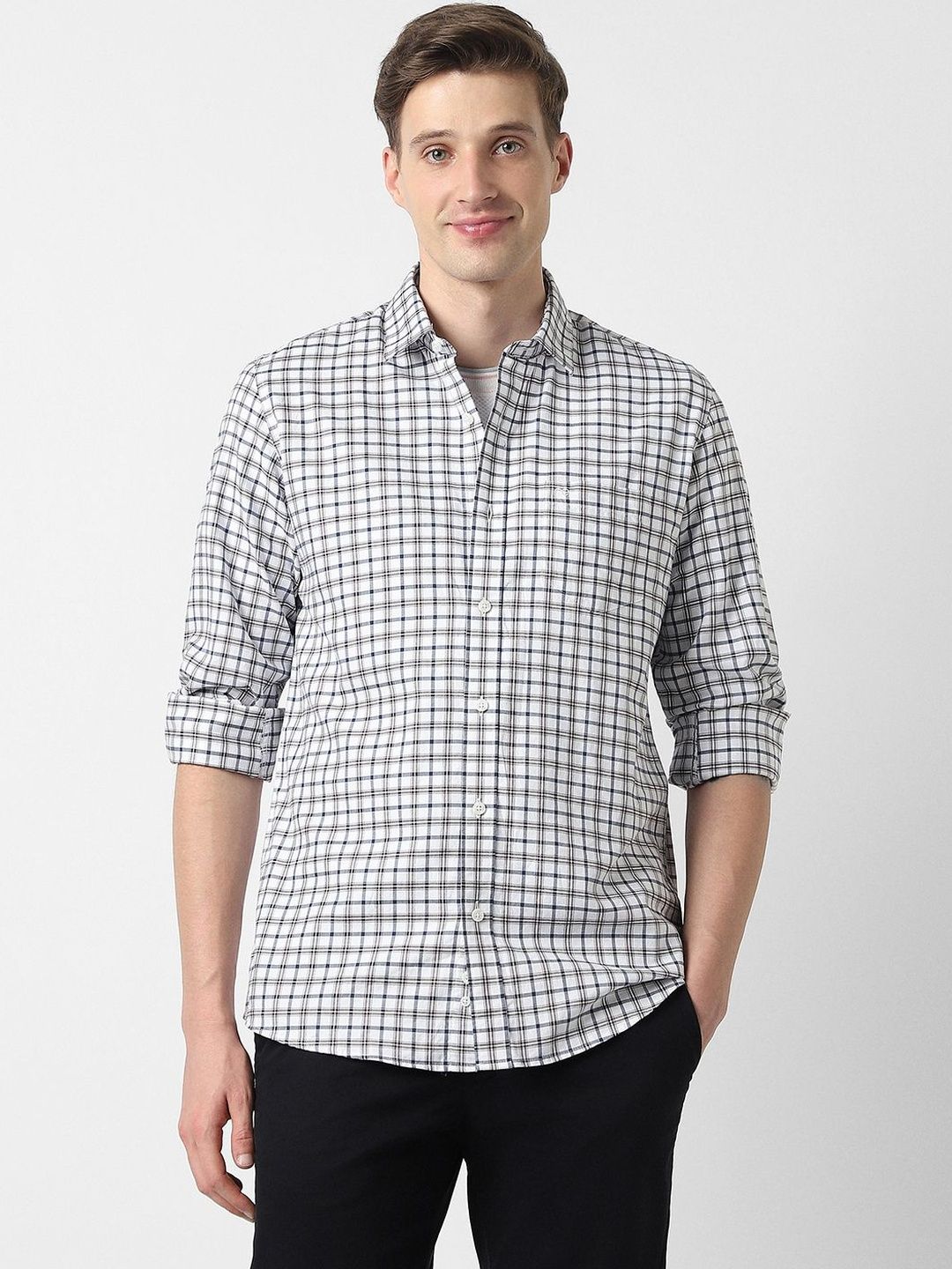 Peter England Casuals Men Slim Fit Checked Casual Shirt
