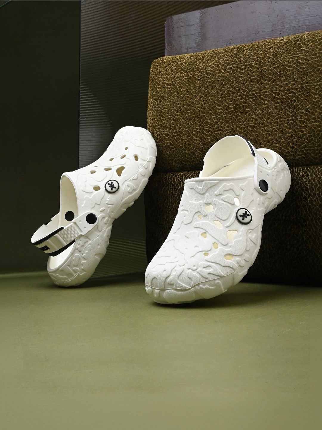 Killer Men Clogs