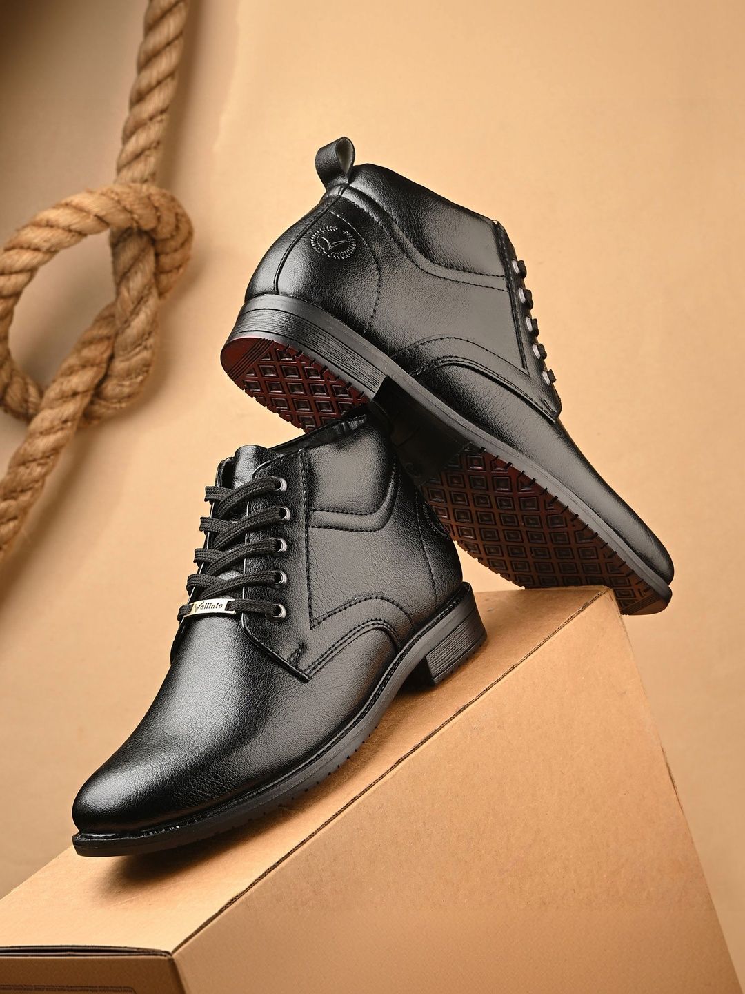 Vellinto Vellinto Men Round Toe Lace-Ups Regular Boots