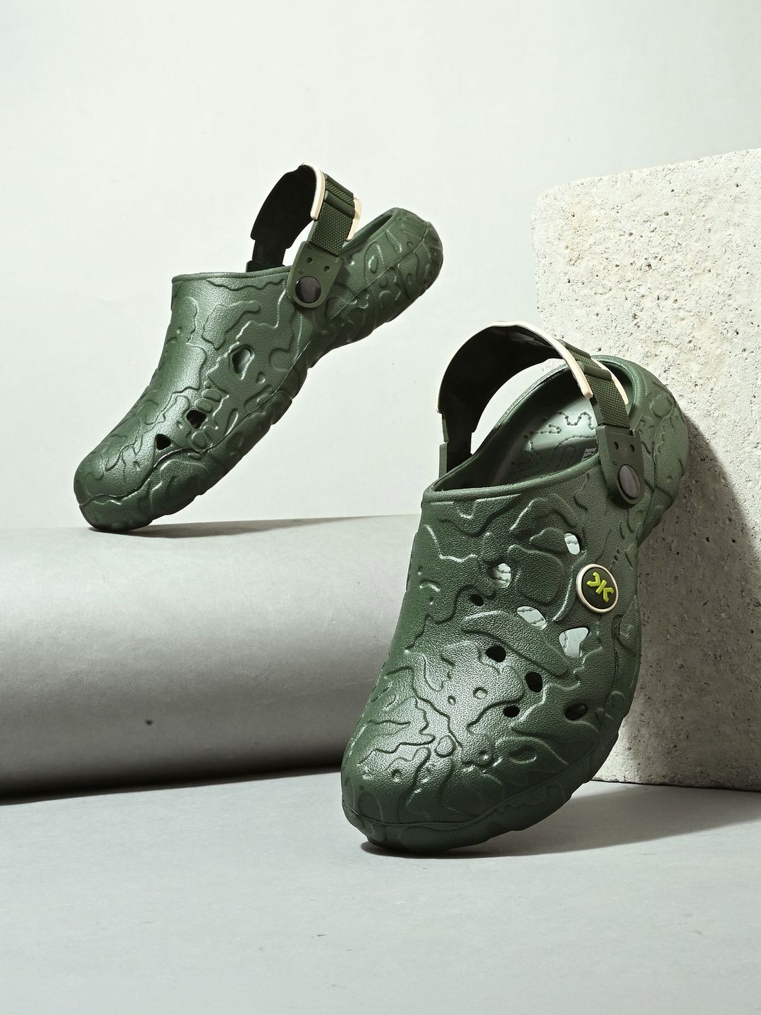 Killer Men Clogs
