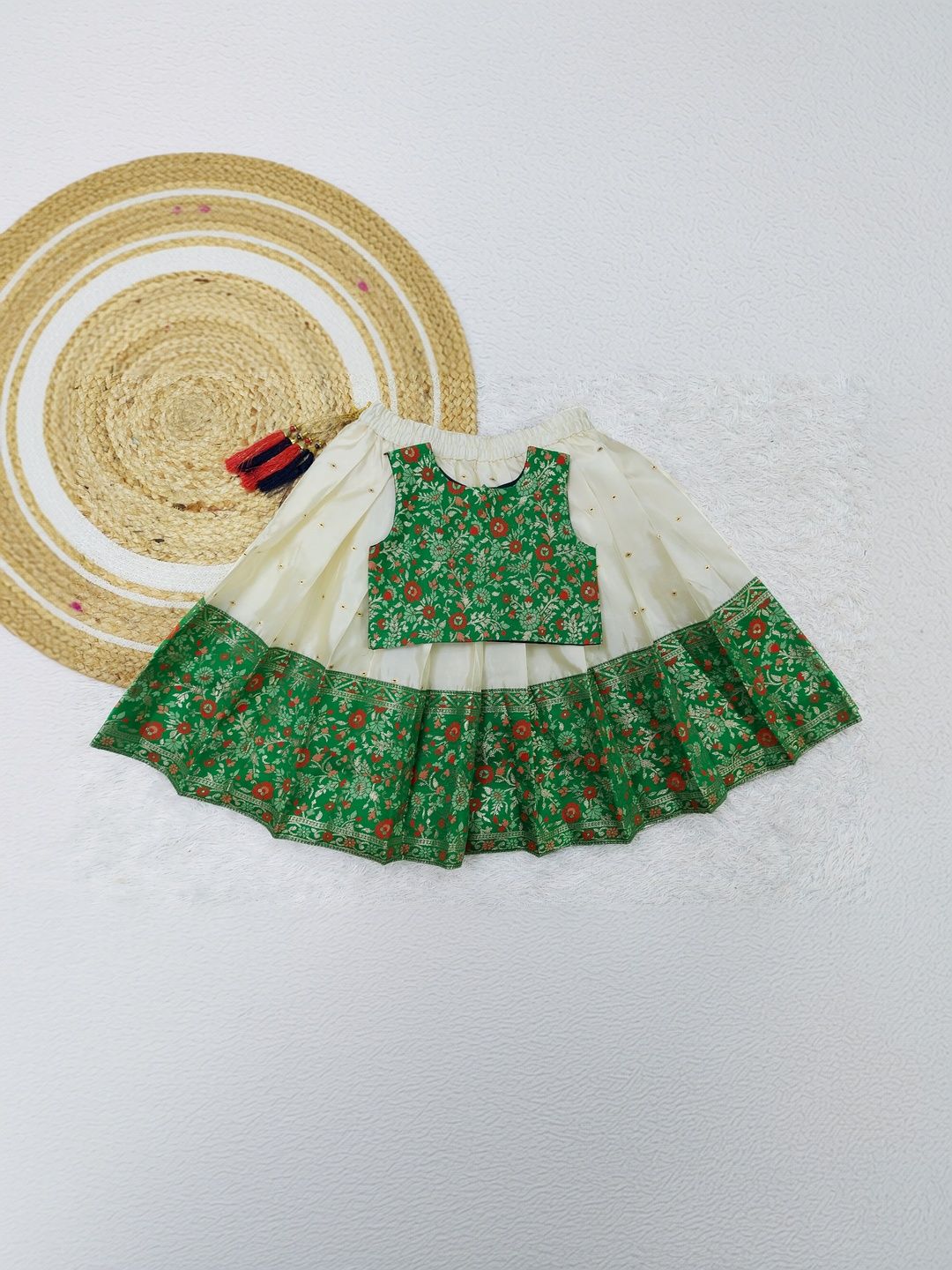 FELIZ THE DESIGNER STUDIO Girls Embellished Ready to Wear Lehenga &