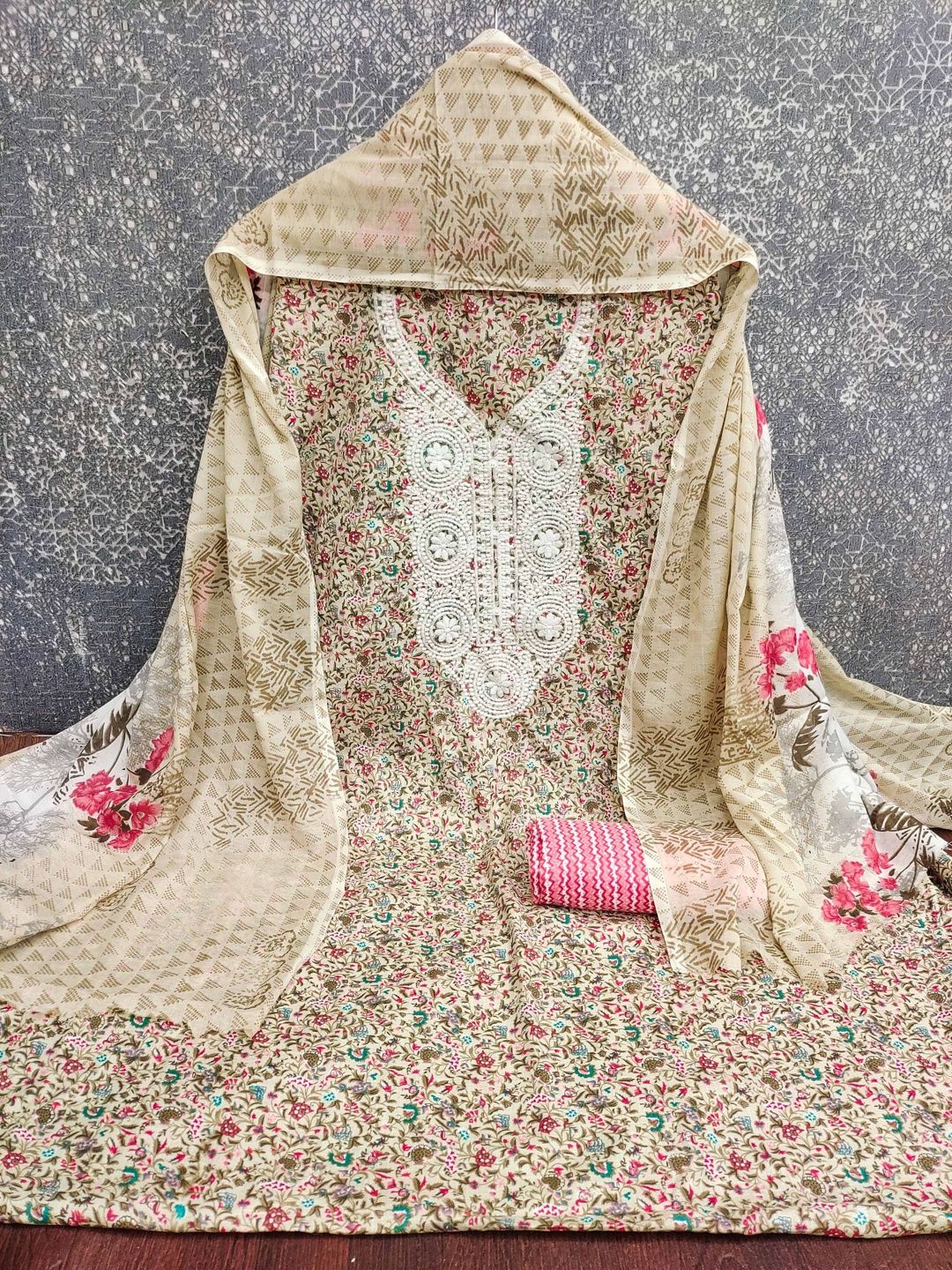 Maroosh Printed Pure Cotton Unstitched Dress Material