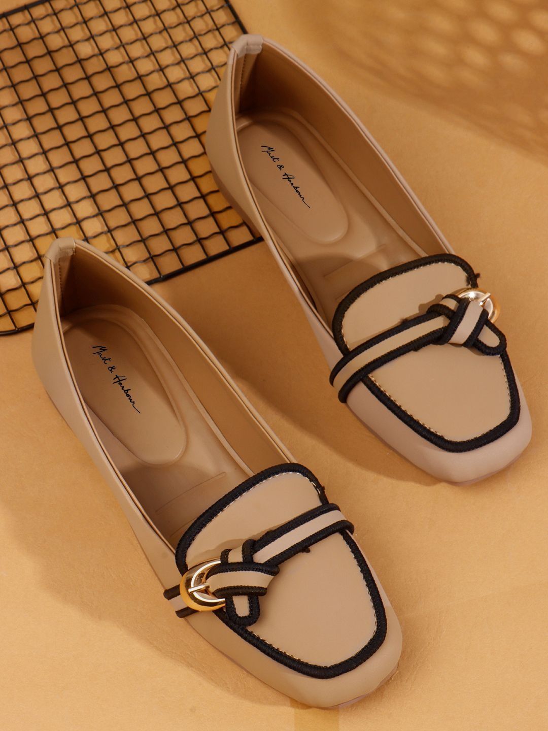 Mast & Harbour Women Ballerinas with Buckles Flats