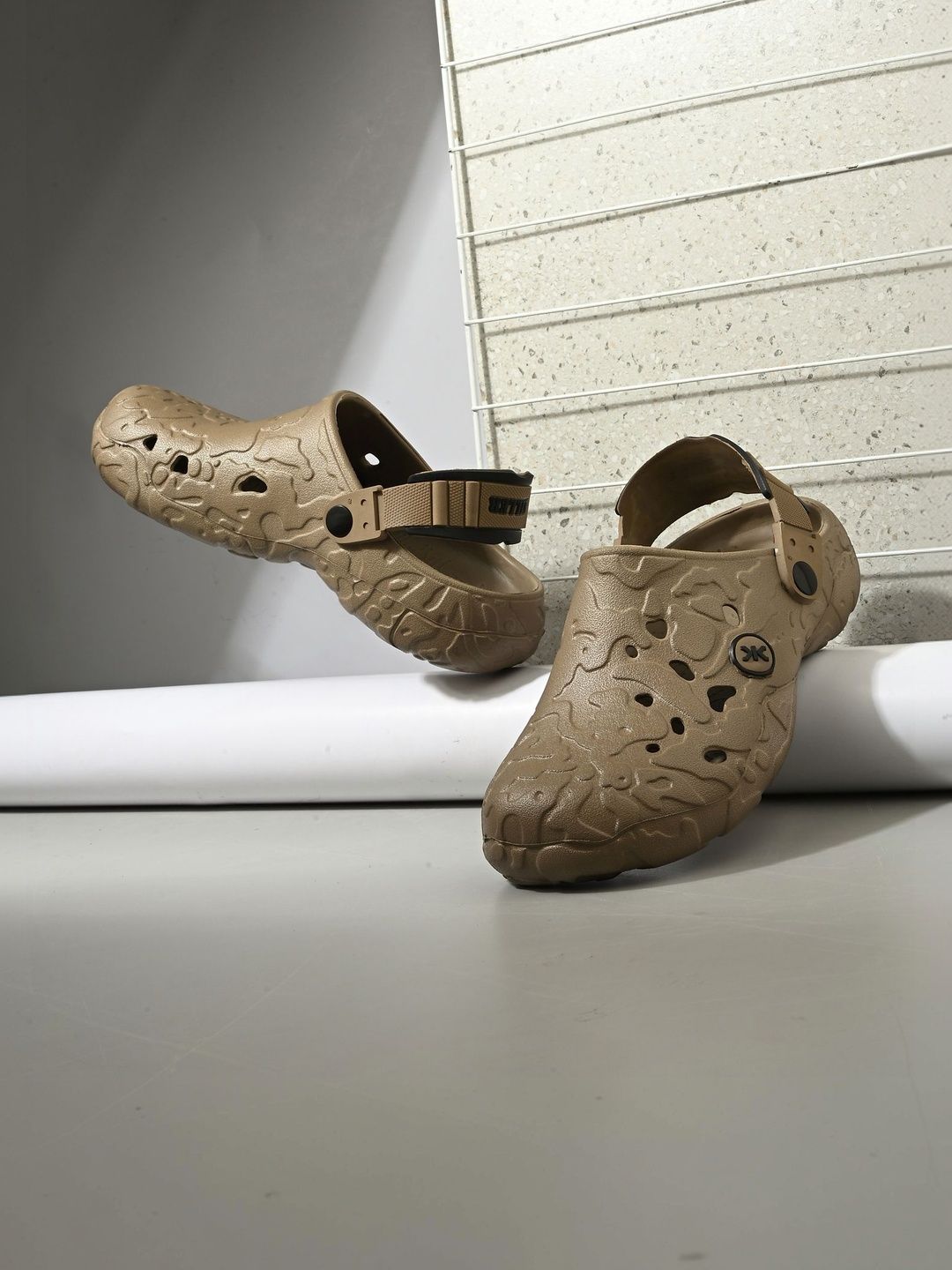 Killer Men Clogs