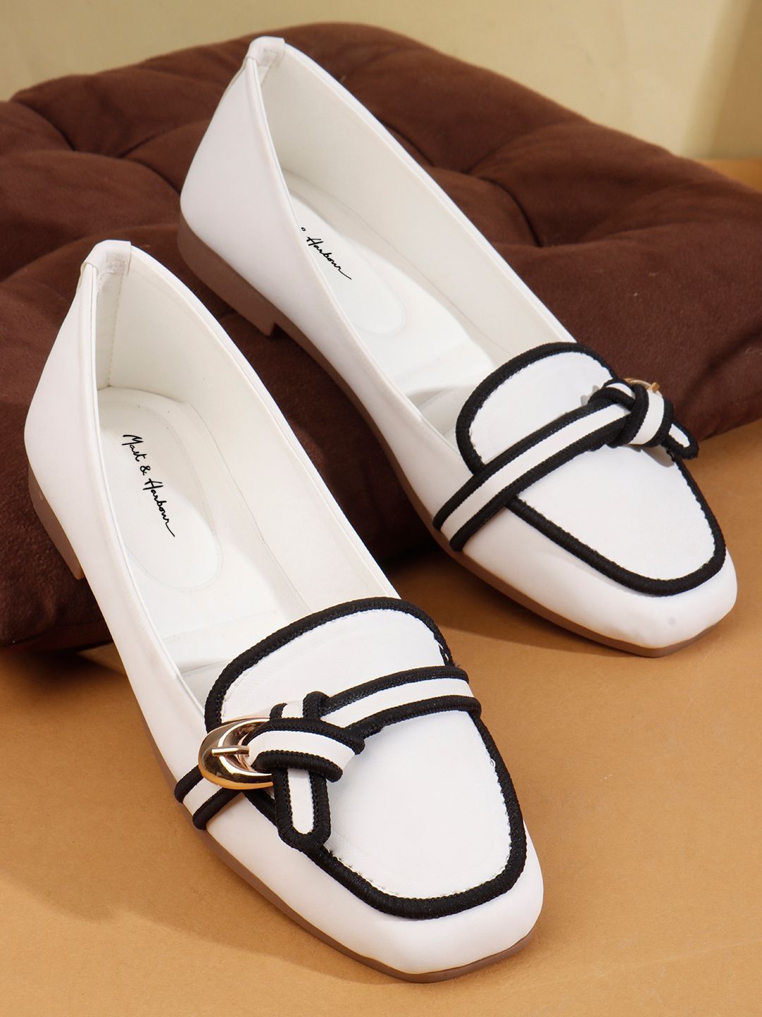 Mast & Harbour Women Ballerinas with Buckles Flats