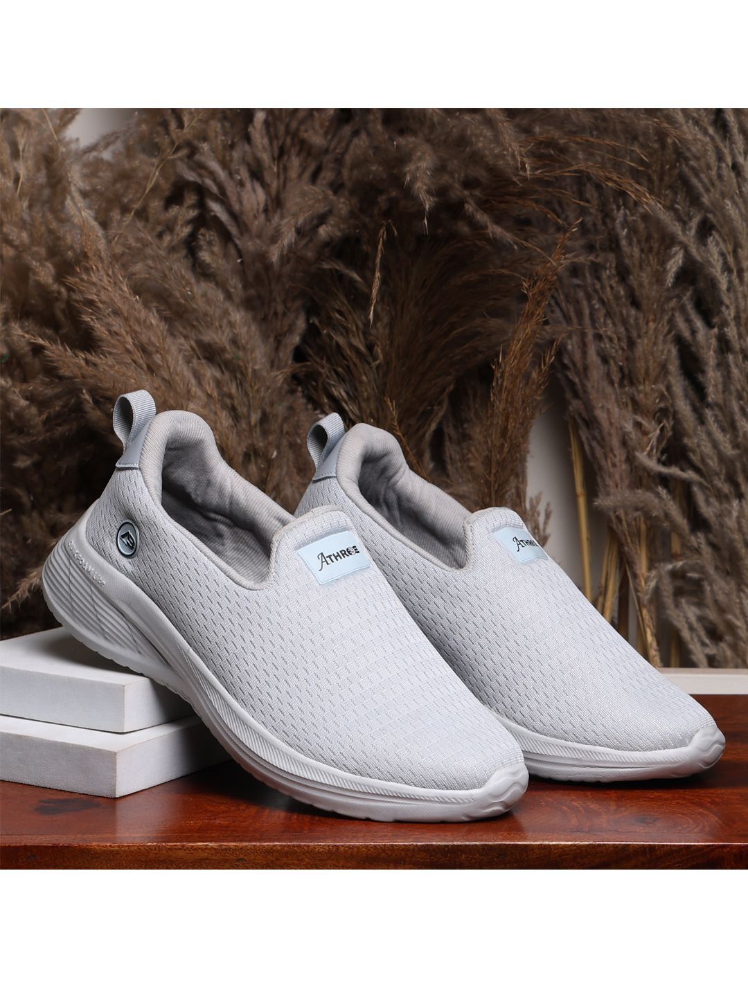 Athree Men Mesh Walking Non-Marking Shoes