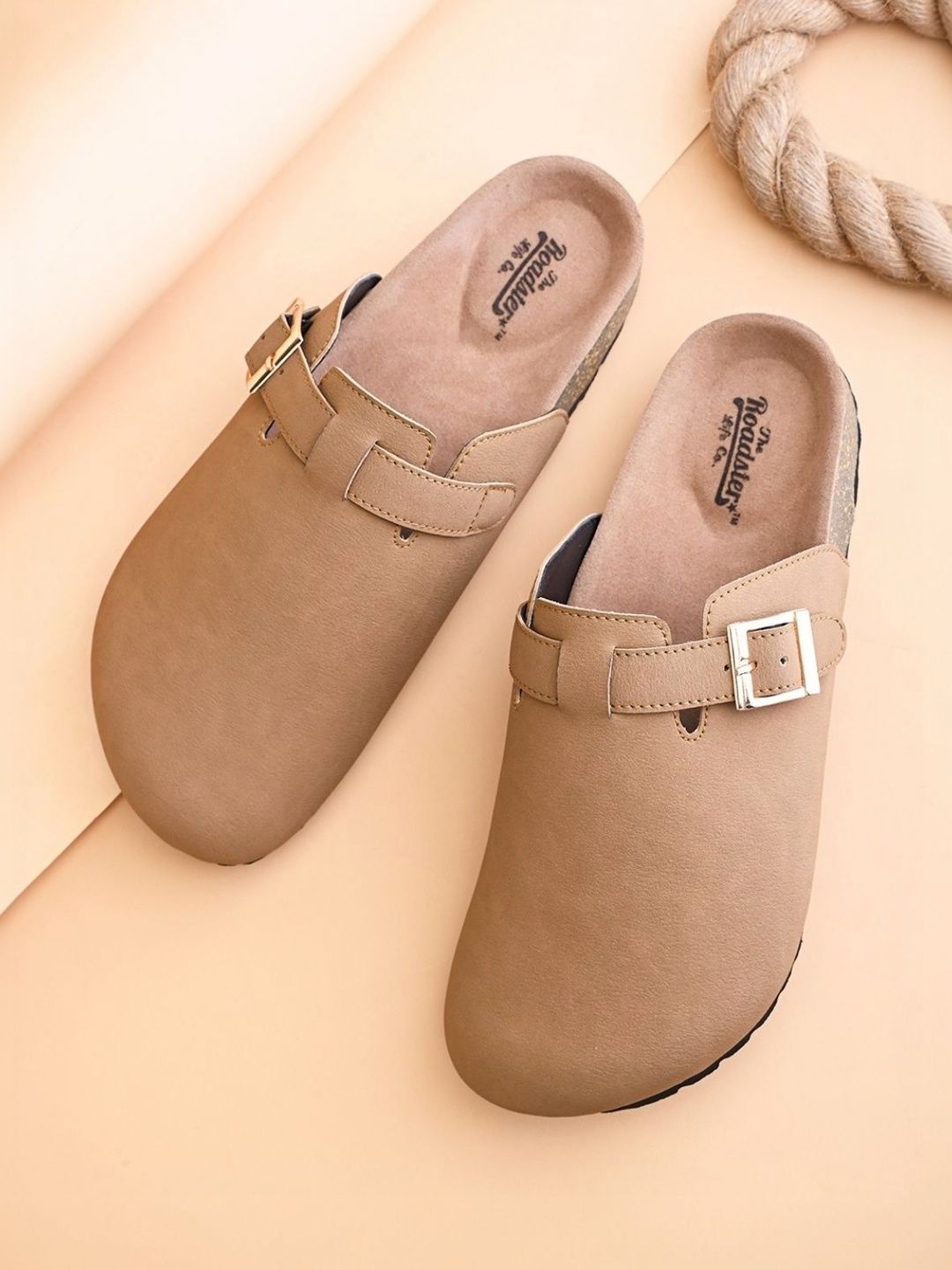 The Roadster Lifestyle Co Men Buckle Shoe-Style Sandals