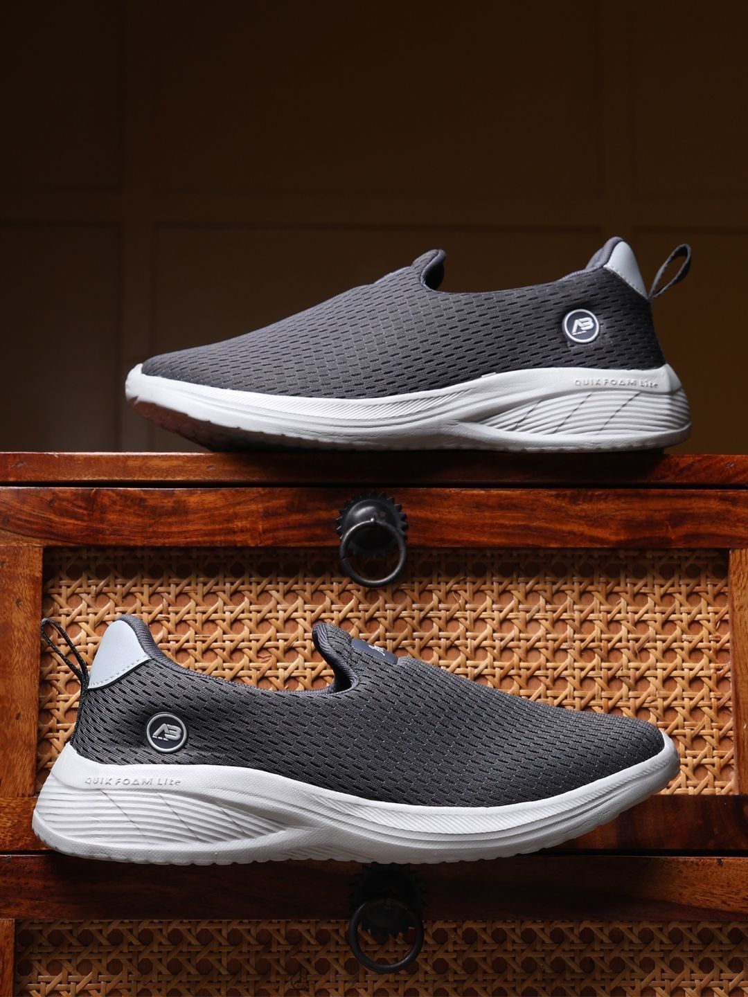 Athree Men Mesh Walking Non-Marking Shoes