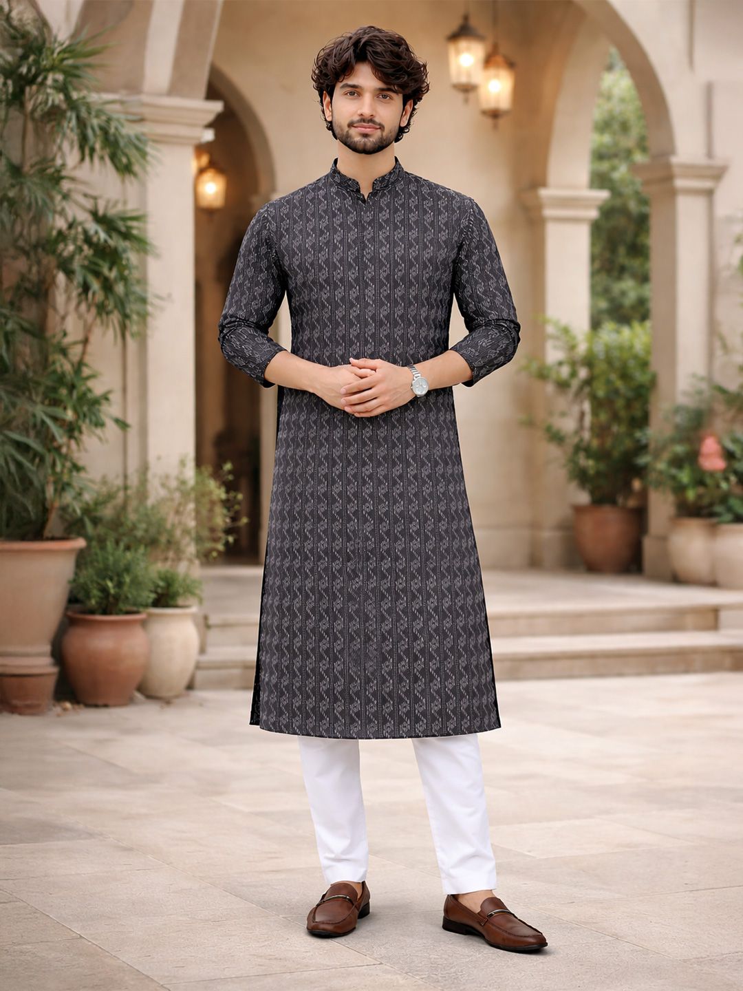 LADSLOOM Men Black Kurtas