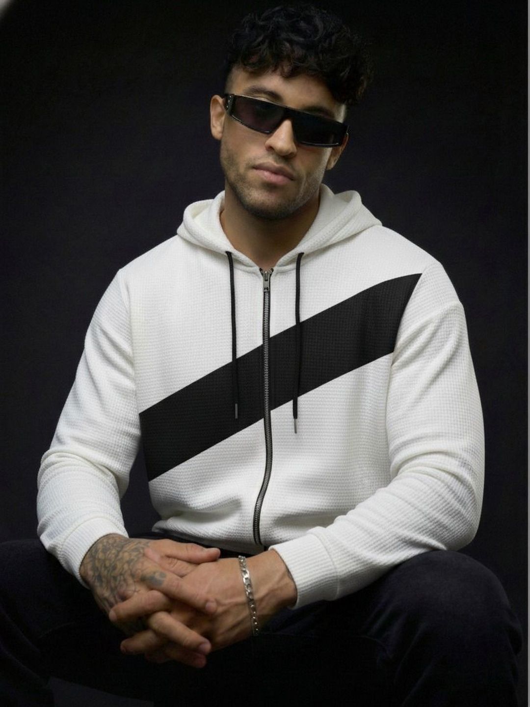 Mobox Men Colourblocked Hooded T-shirt