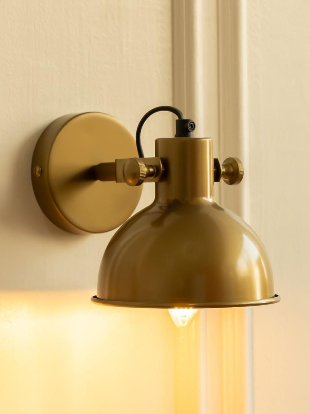 Divine Trends Gold-Toned Spot Reading Wall Lamp with Rotation Adjustment