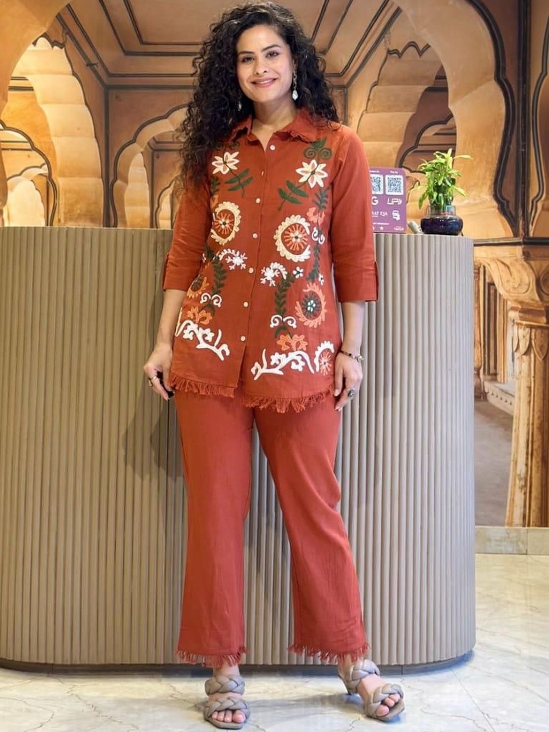 Koshiks Koshiks Embroidered Pure Cotton Shirt Collar Shirt & Trousers Co-Ords